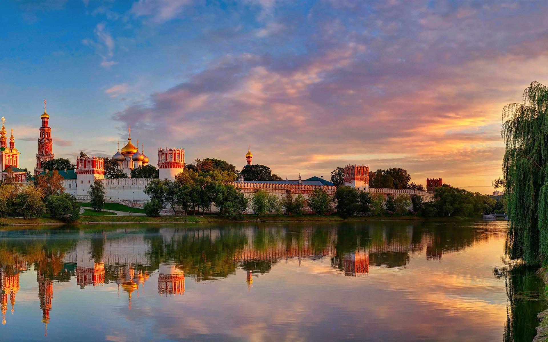 Wallpaper Moscow, Novodevichy Convent, summer, river, trees, dusk