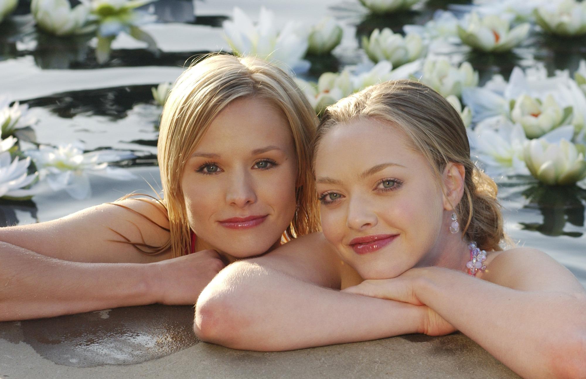 women, Kristen Bell, actress, celebrity, Amanda Seyfried, Veronica
