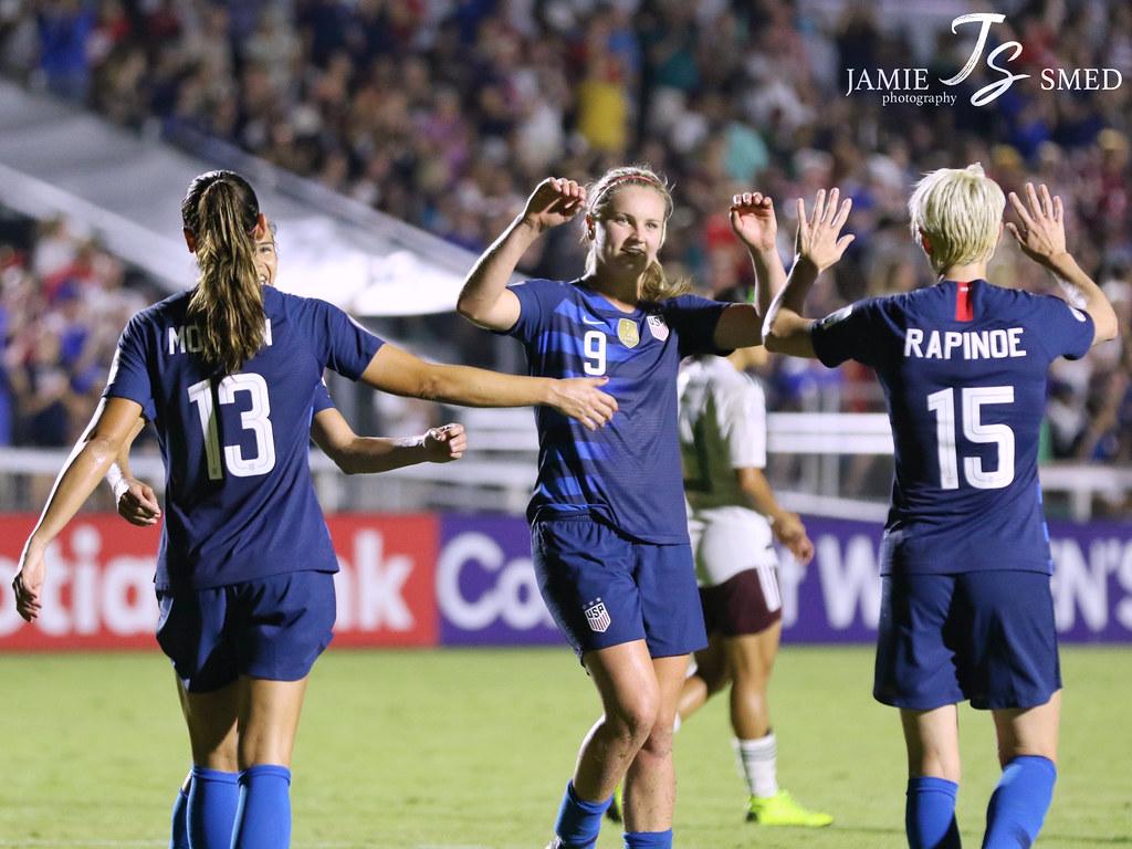 Alex Morgan, Lindsey Horan & Megan Rapinoe