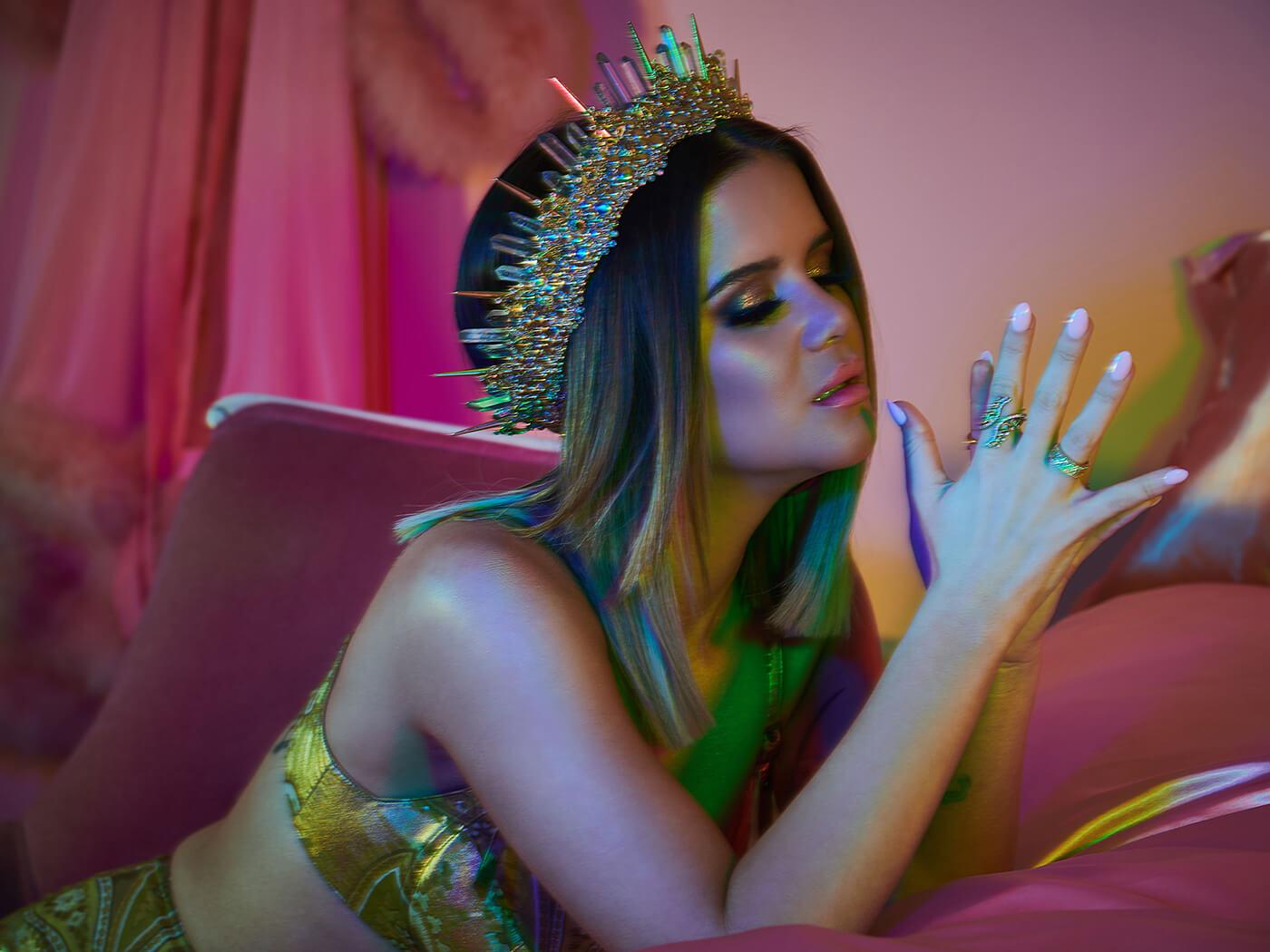 Maren Morris gets experimental on sophomore album, 'Girl'
