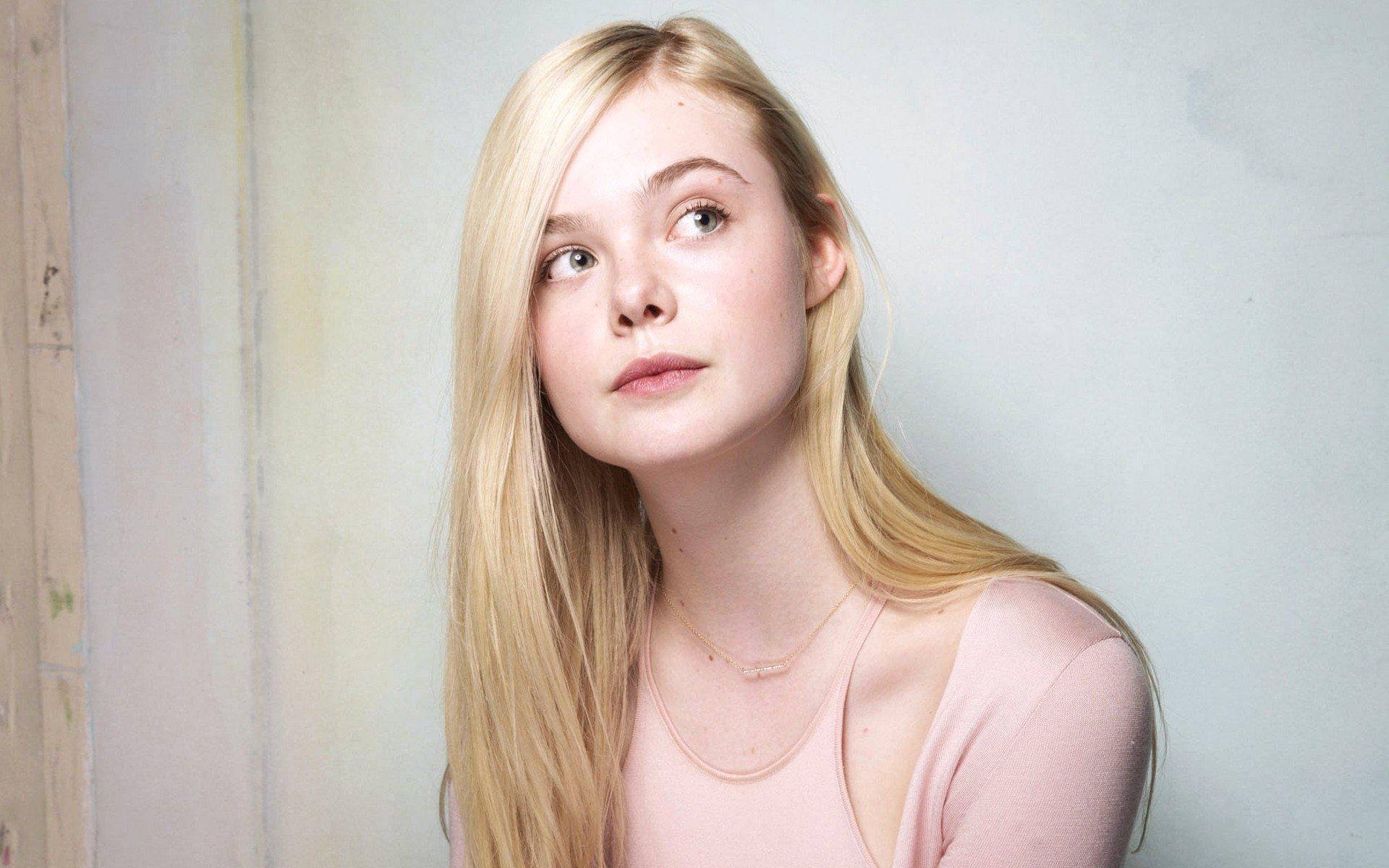 Elle Fanning Actress Wallpapers - Wallpaper Cave