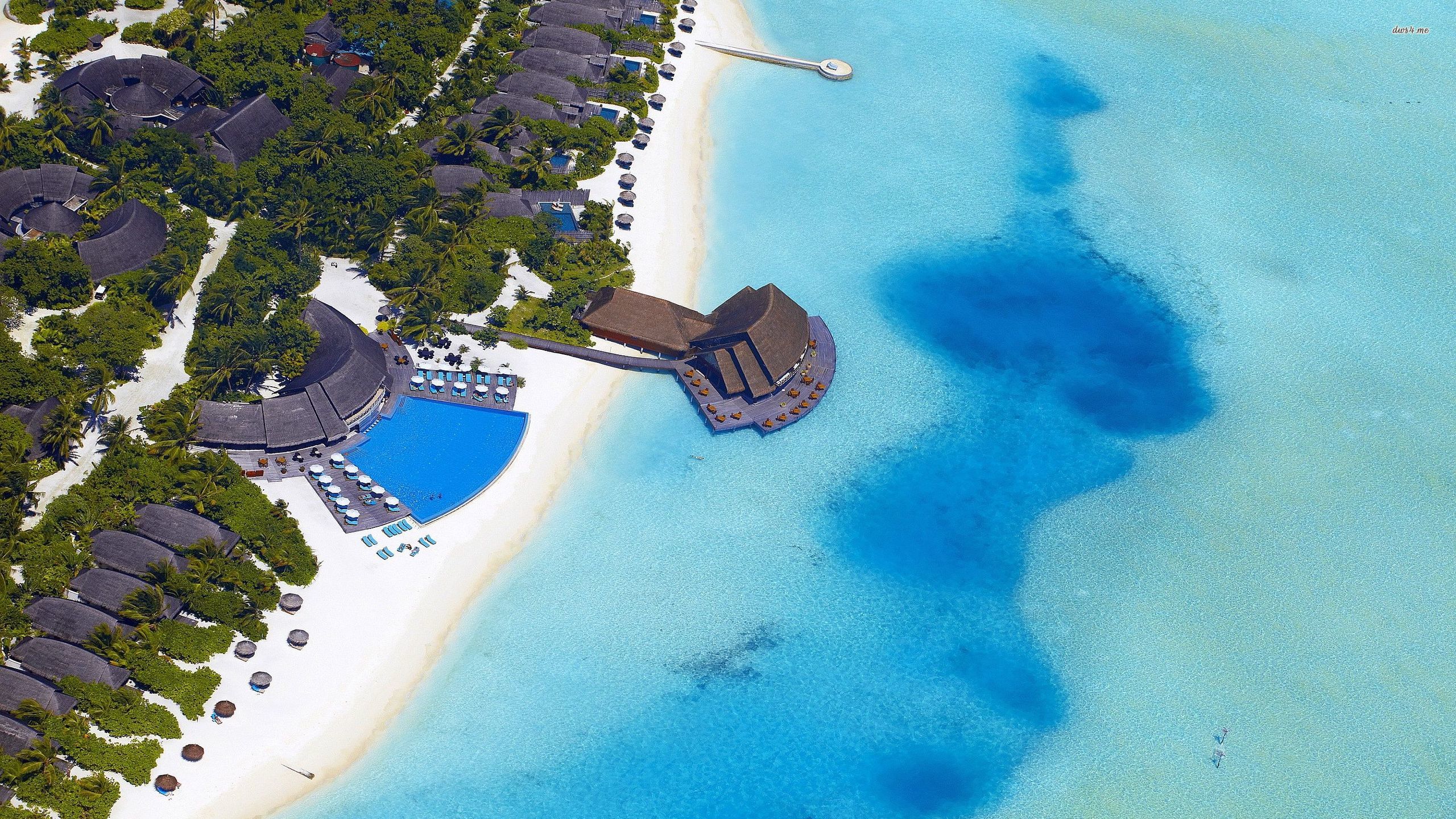 Aerial view of a Maldives resort wallpaper wallpaper