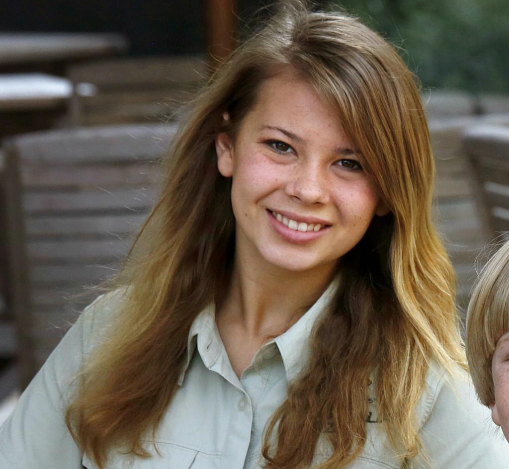 Bindi Irwin Wallpaper