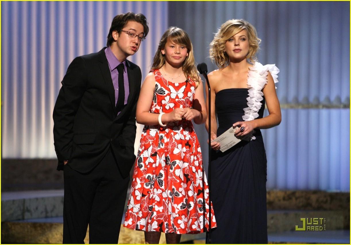 Bindi Irwin image Bindi HD wallpaper and background photo