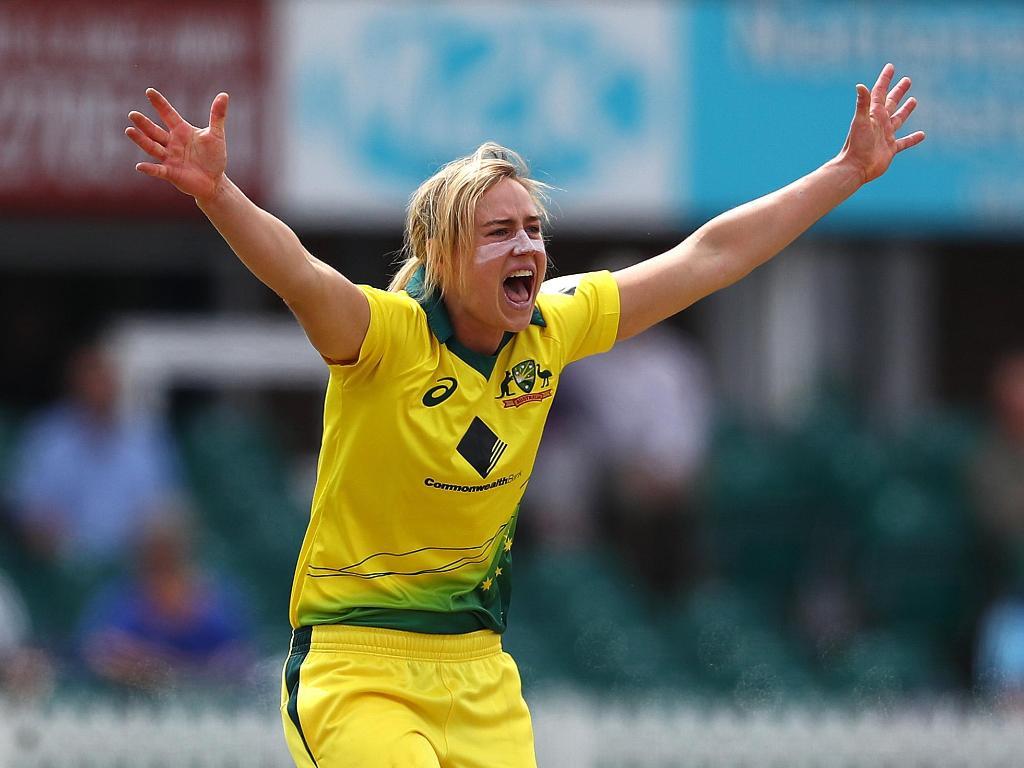 Ellyse Perry Records 5 12 As She Rips Apart England's Batting Line Up
