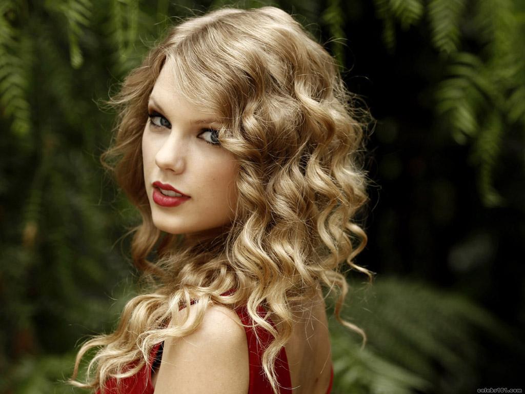 Taylor Swift wallpaperx768