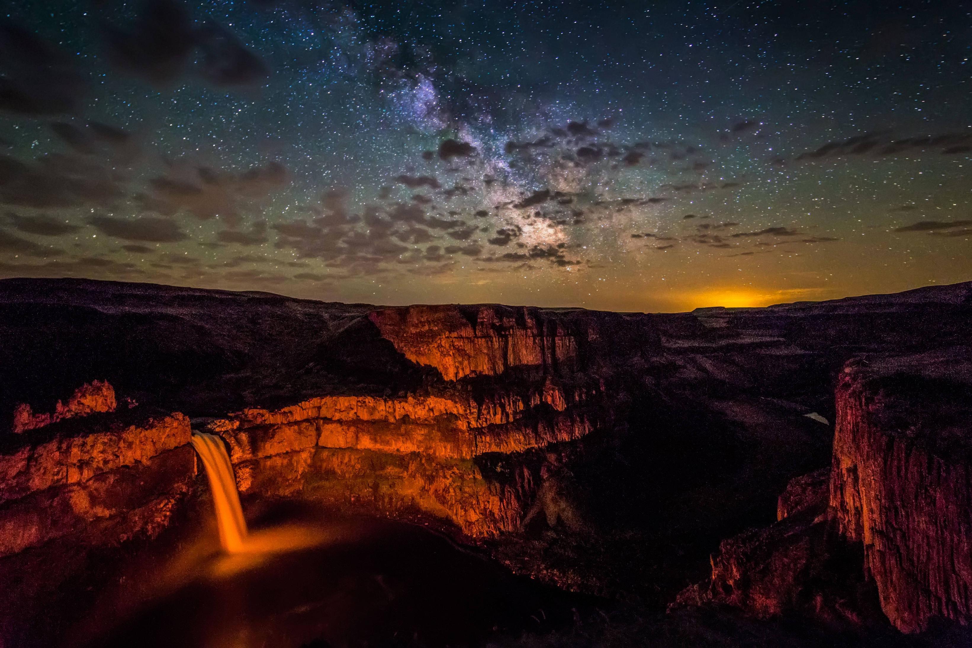 North Cascades Night Sky Photo Tours capture image of the Milky Way