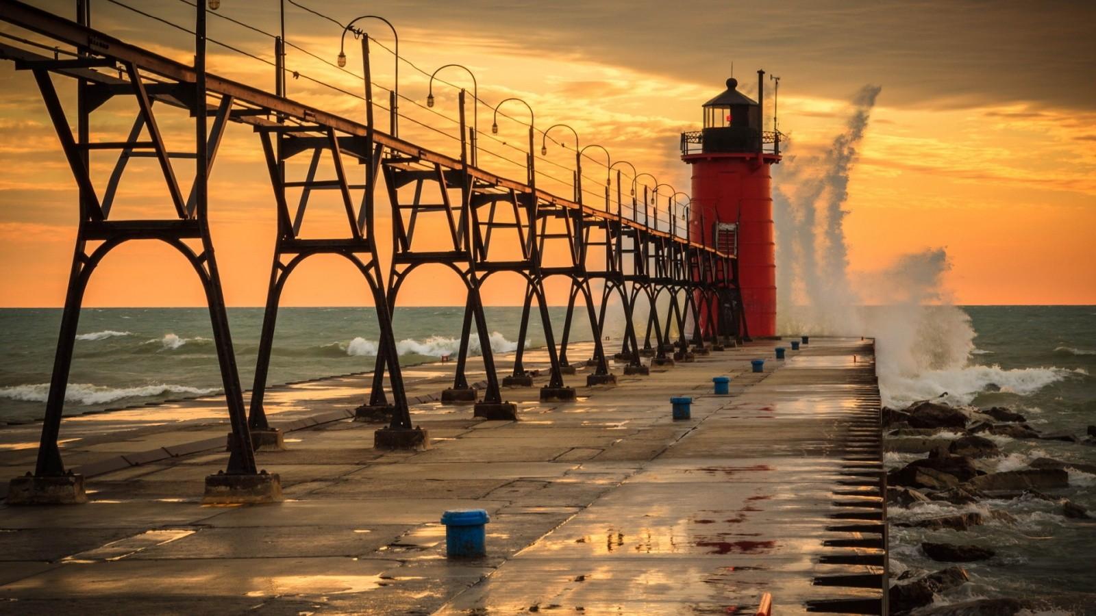 Group of Grand Haven Lighthouse Sunset Wallpaper