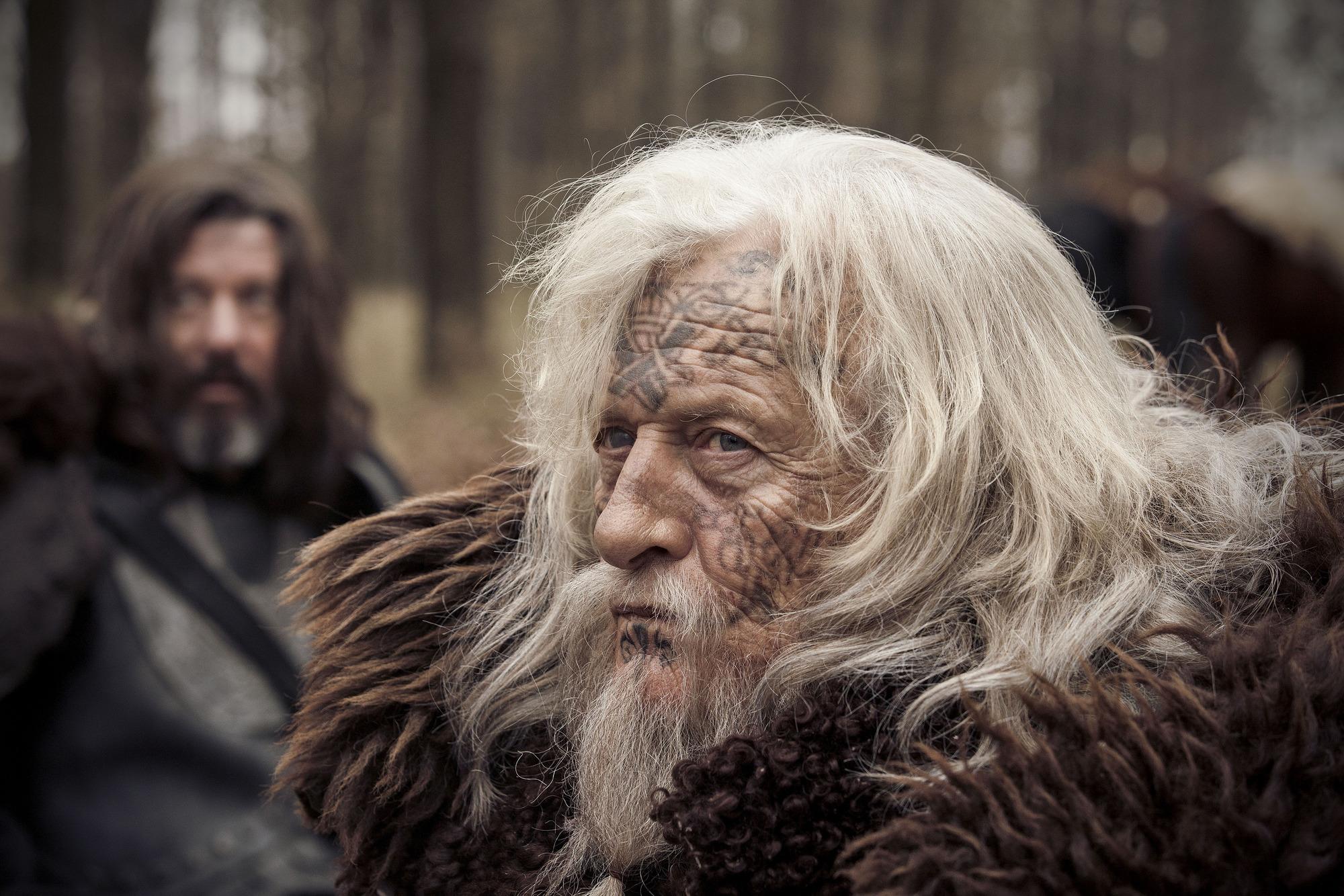 The Last Kingdom imej Rutger Hauer as Ravn HD kertas dinding
