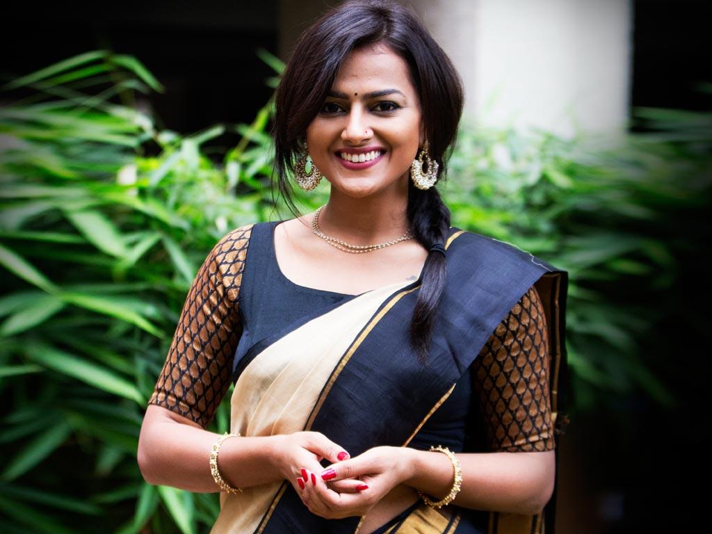 Shraddha Srinath Wallpaper 4 X 768