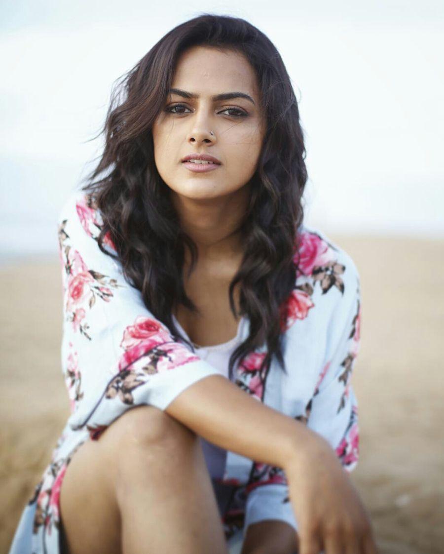 Gorgeous Actress Shraddha Srinath Latest Photo Stills