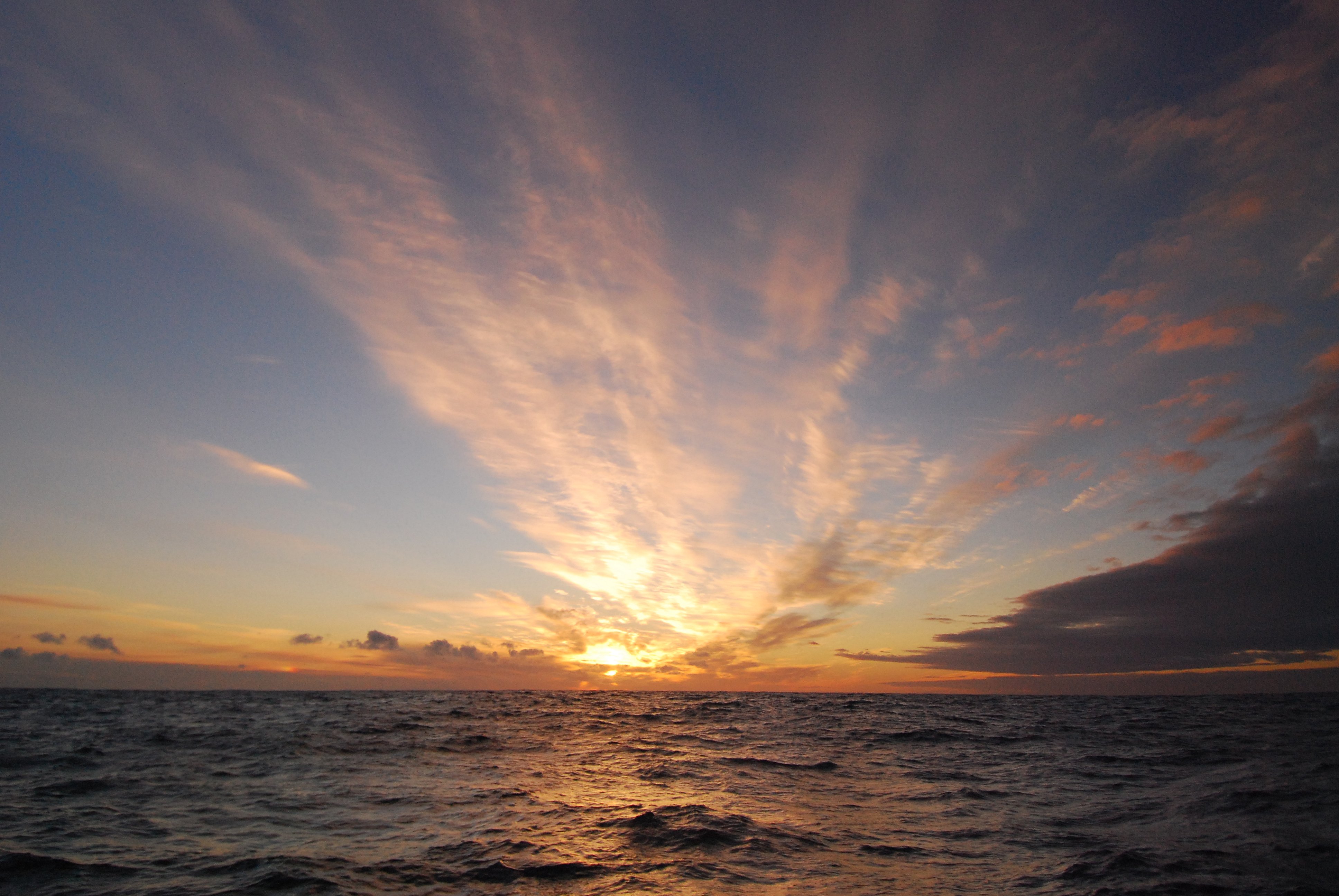Dawn sky sea ocean sunset sunrise sky clouds wallpaperx2592