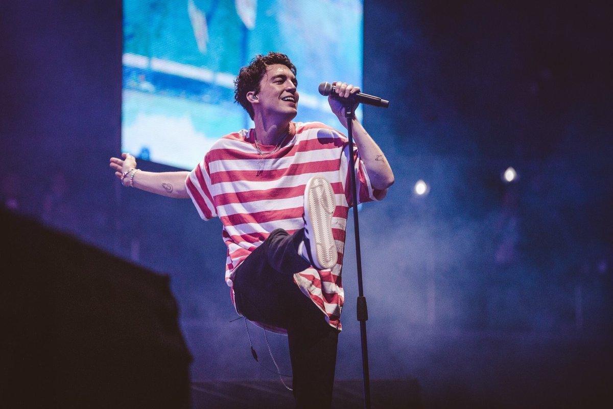 LANY PHL ☾ birthday to the guy who deserves
