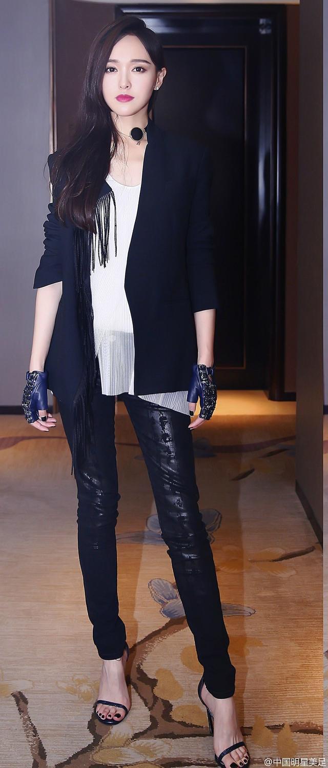 Tiffany Tang's Feet << wikiFeet