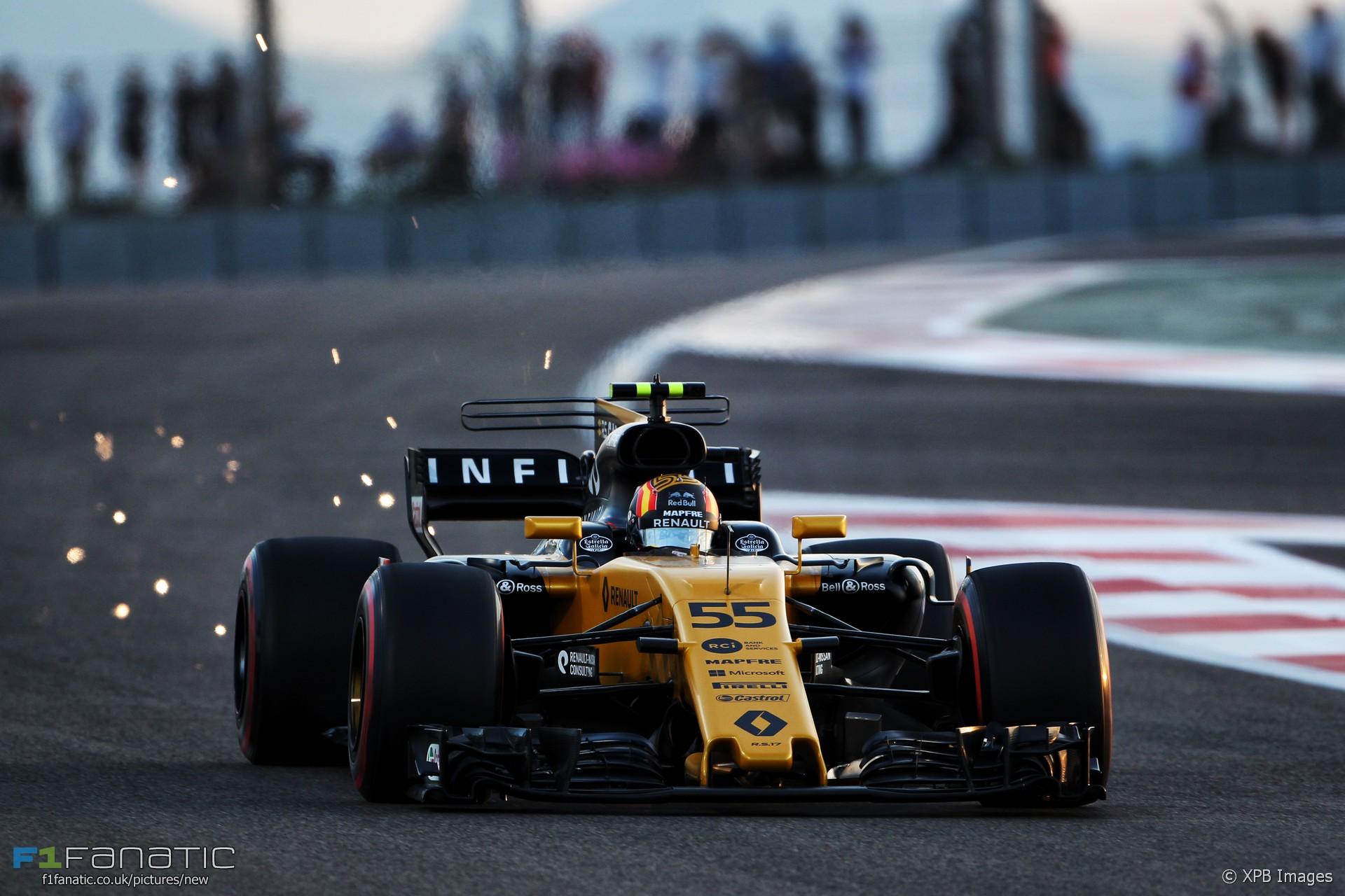 Carlos Sainz Jnr, Renault, Yas Marina, 2017 · RaceFans