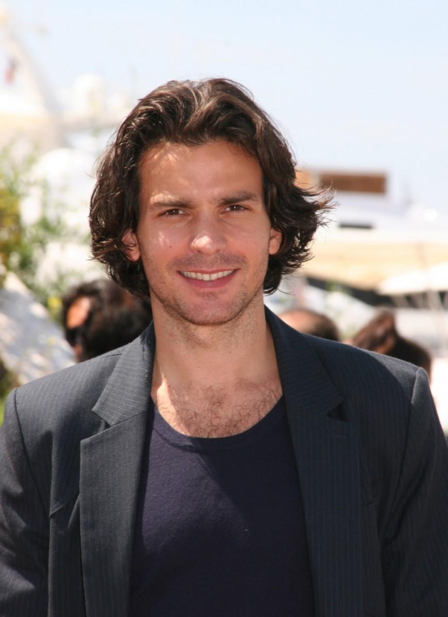 Santiago Cabrera wallpaper