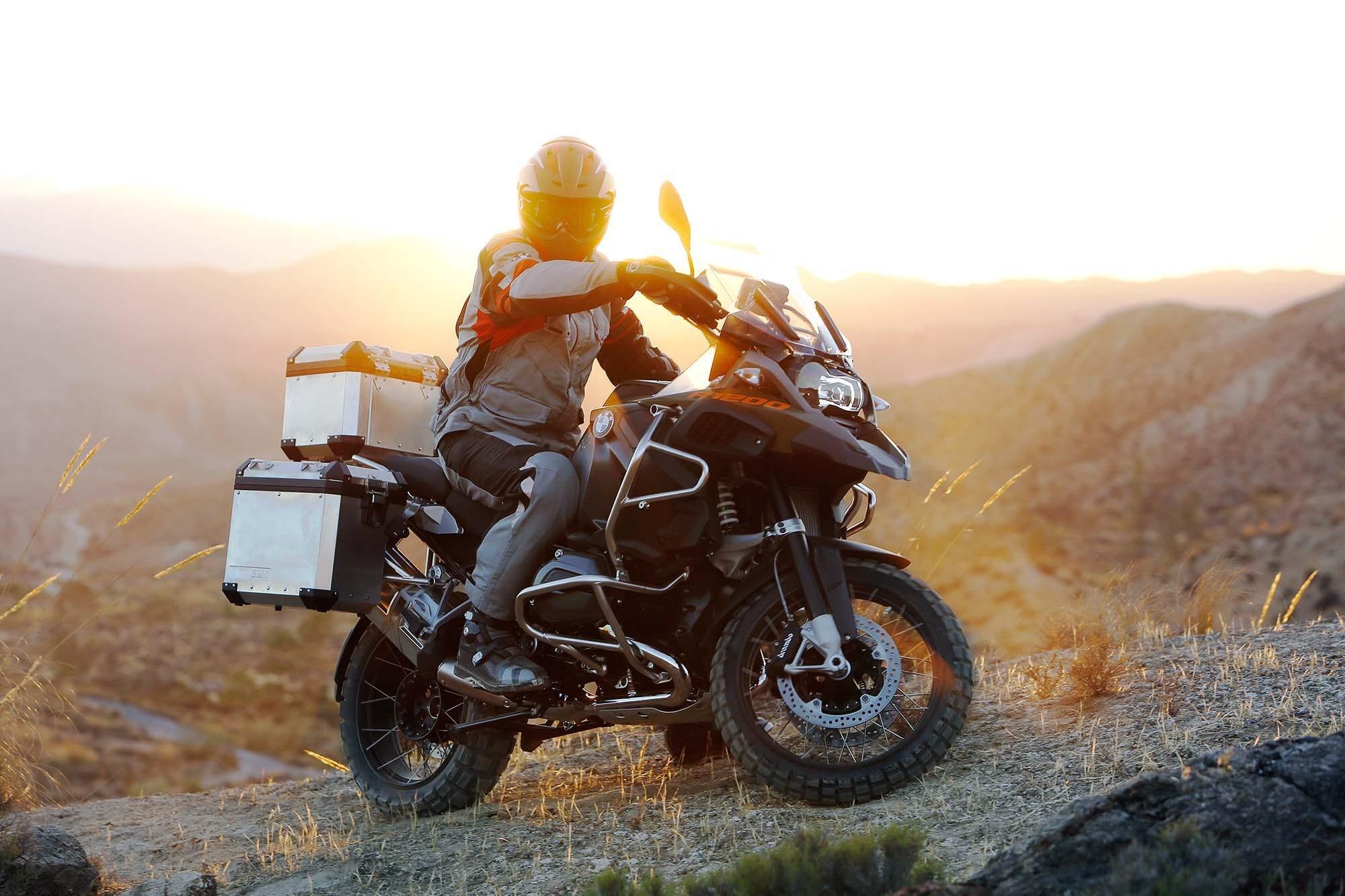 Hi Res Photo Of The BMW R1200GS Adventure & Rubber
