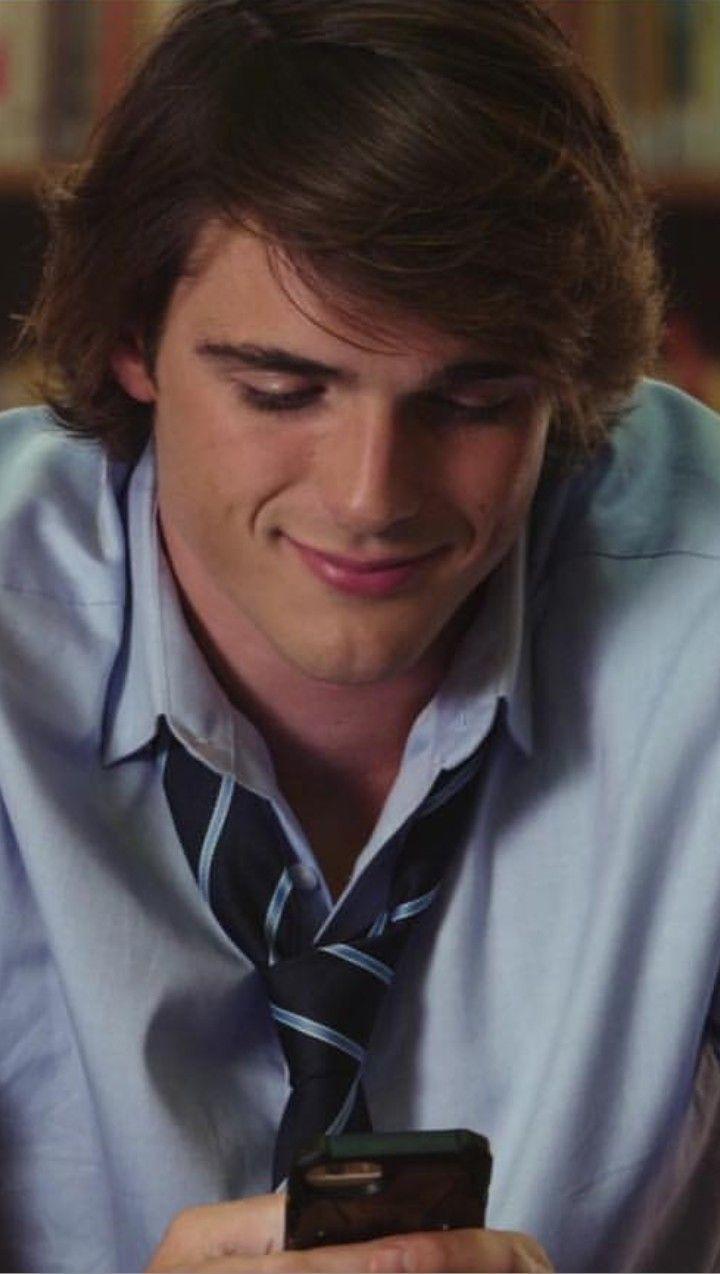 Jacob Elordi. Kissing booth. Besos, Cabina de besos, Chicos guapos