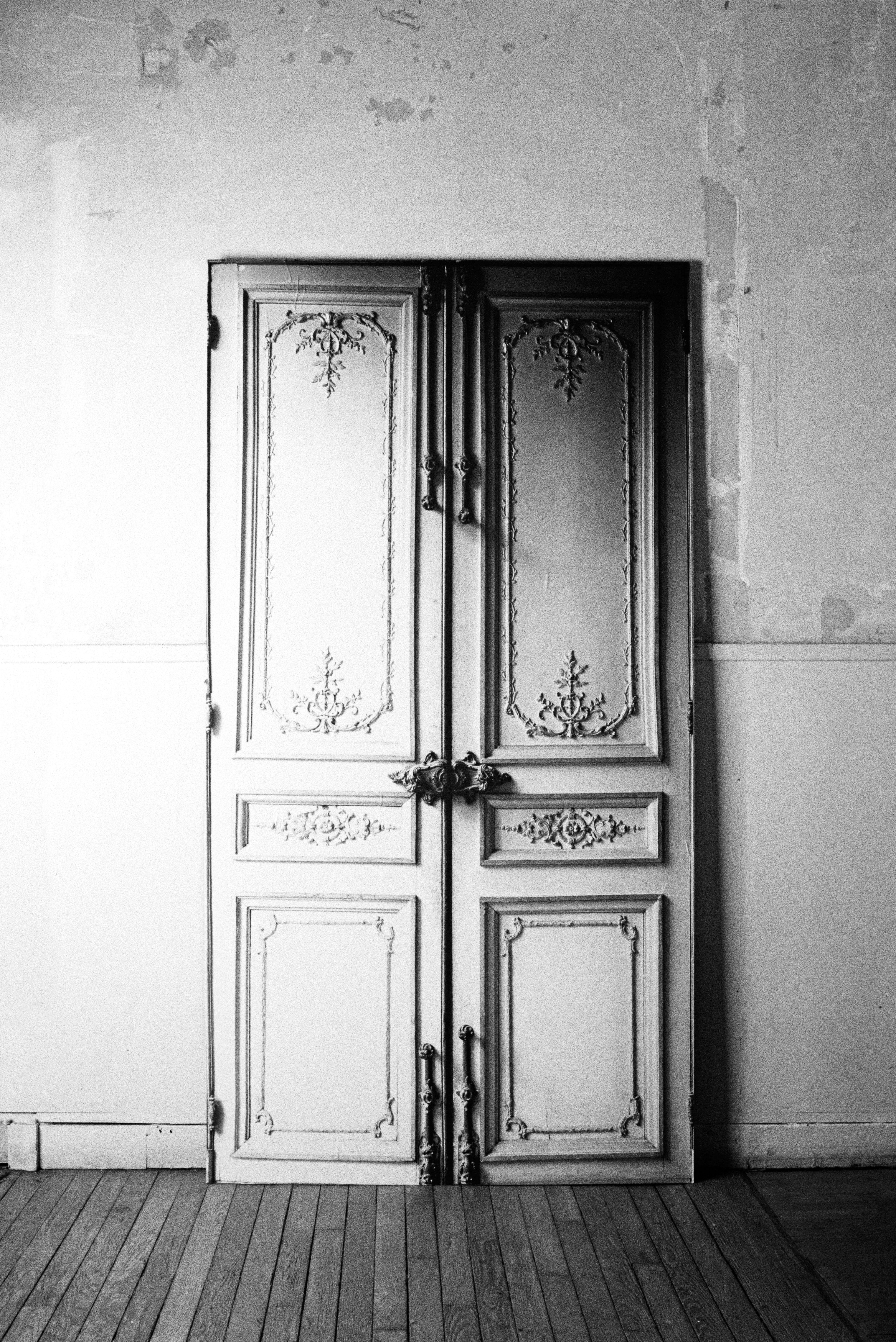 Porte Haussmannienne Sticker Maison Martin Margiela by Maison Martin Margiela