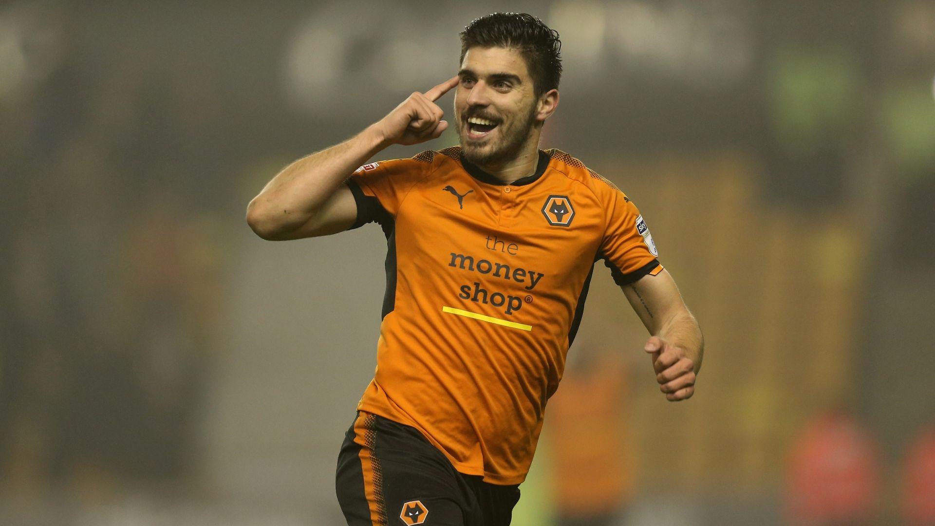 Wolves midfielder Ruben Neves signs contract extension at Premier