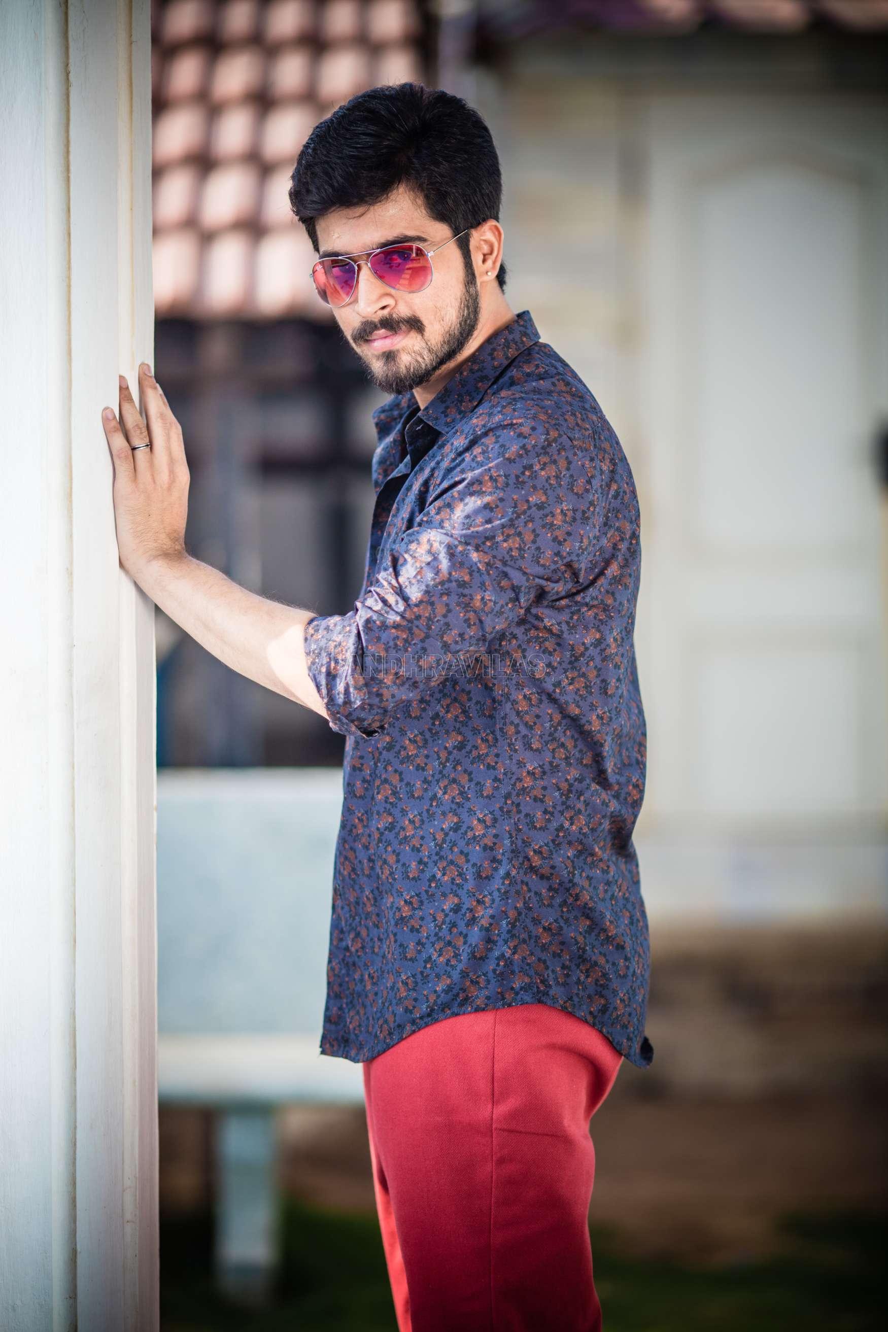 Actor Harish Kalyan Image Andhravilas