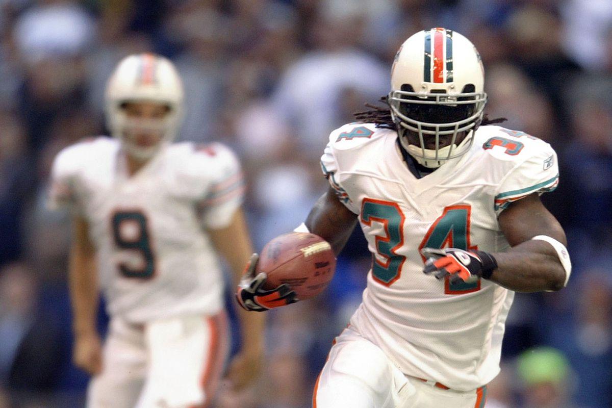 Dolphins to add new alternate jersey? Could white throwback debut