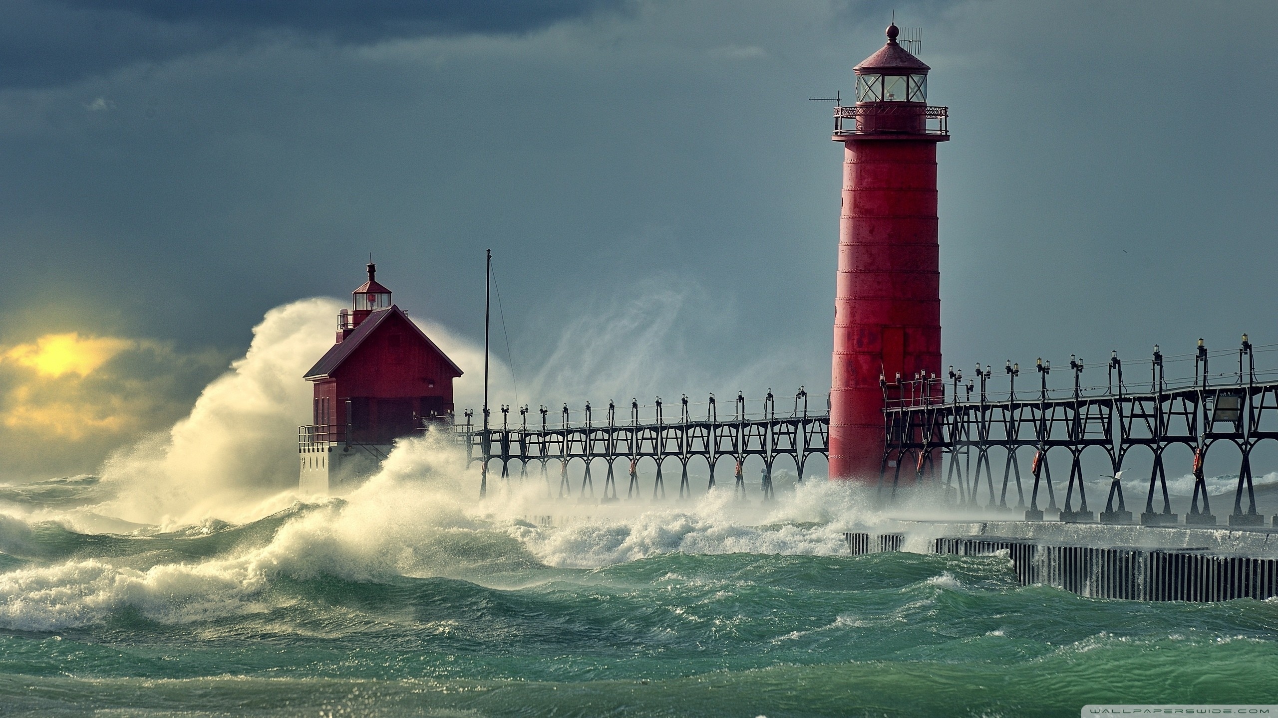Lighthouse Stormy Sea ❤ 4K HD Desktop Wallpaper for 4K Ultra HD TV