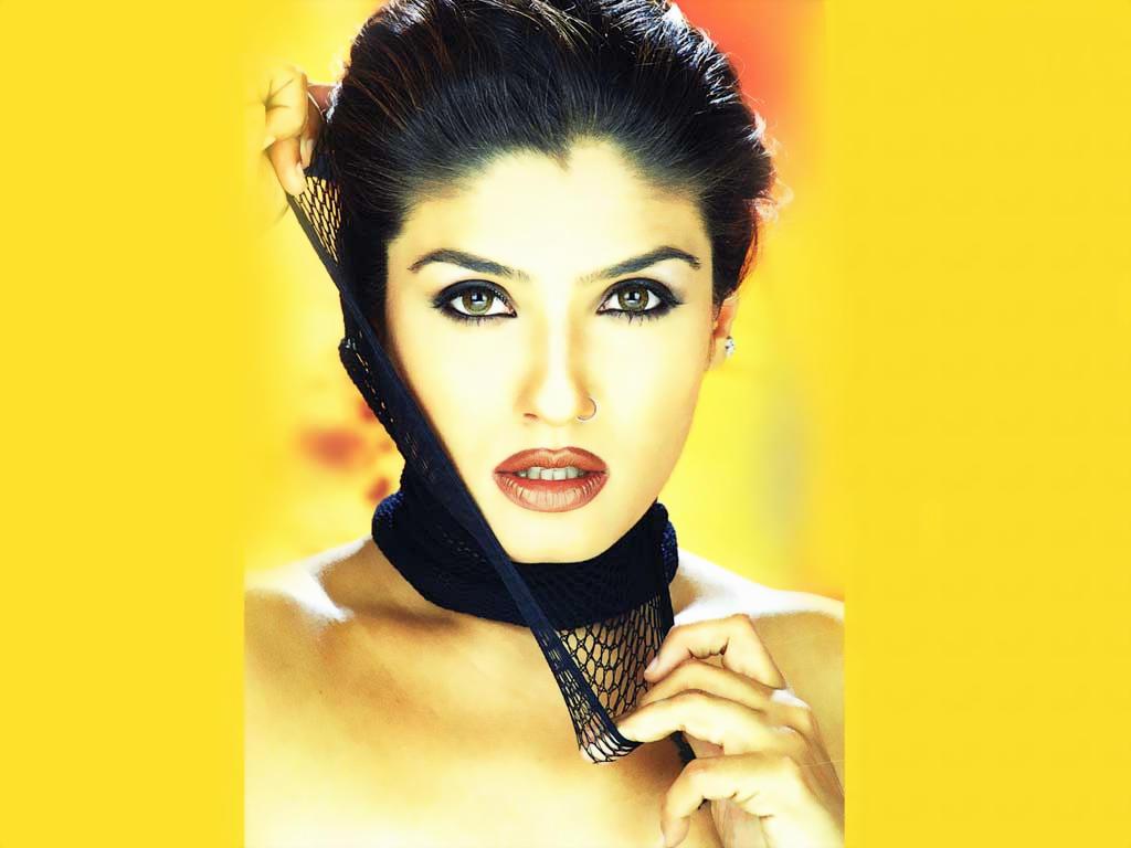 Wallpaper Raveena Tandon