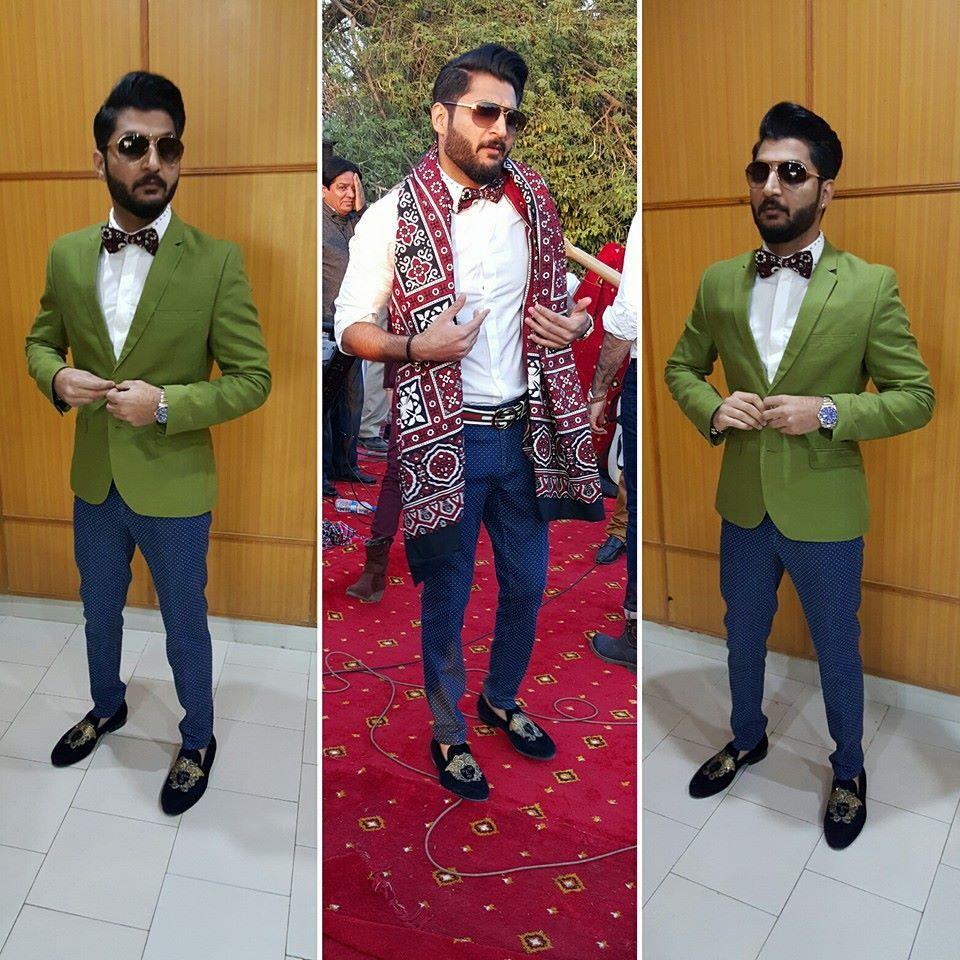 Bilal Saeed traditional. Bilal Saeed. Fashion, Kakashi hatake, Tops