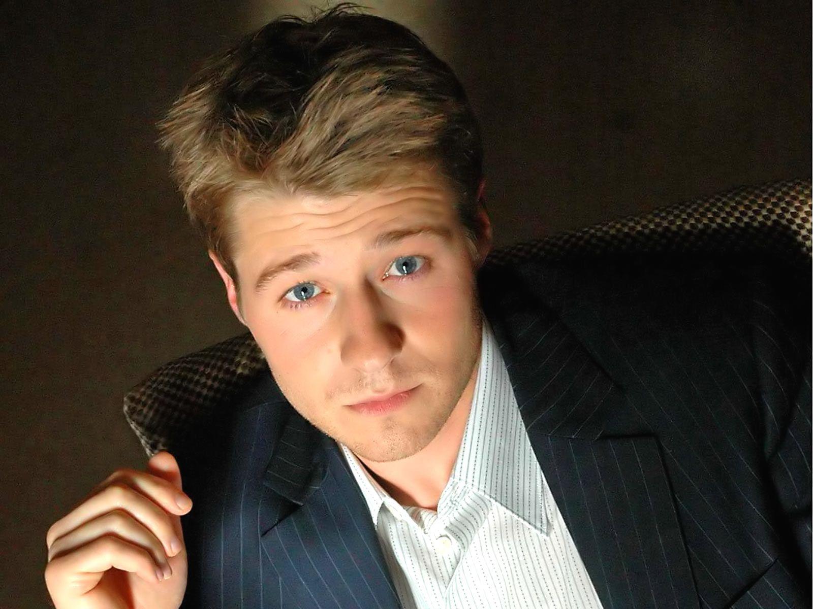 Benjamin McKenzie. The OC. - i def have his autograph #dontbejel