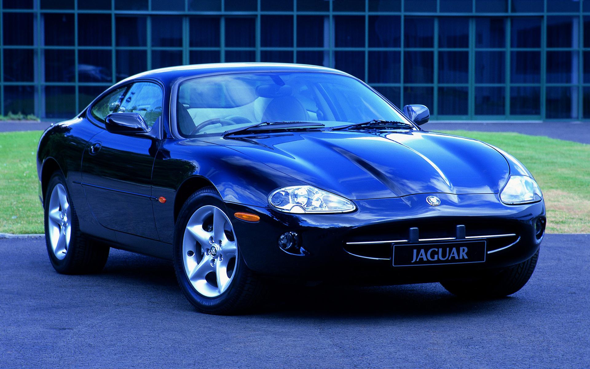 Jaguar XK8 Coupe (UK) and HD Image