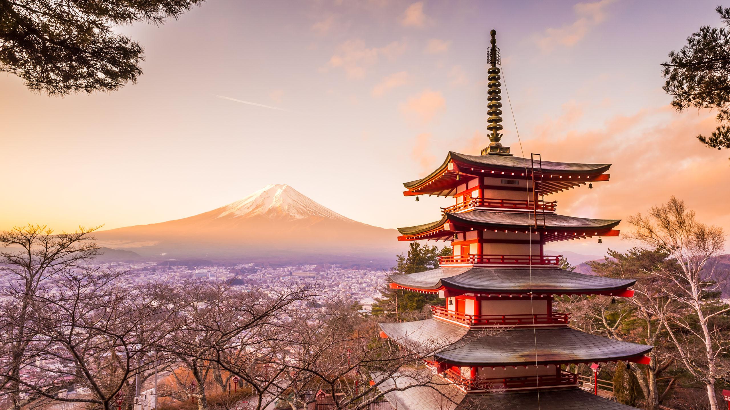 Book Hakone and Mount Fuji holidays 2020. Abercrombie & Kent