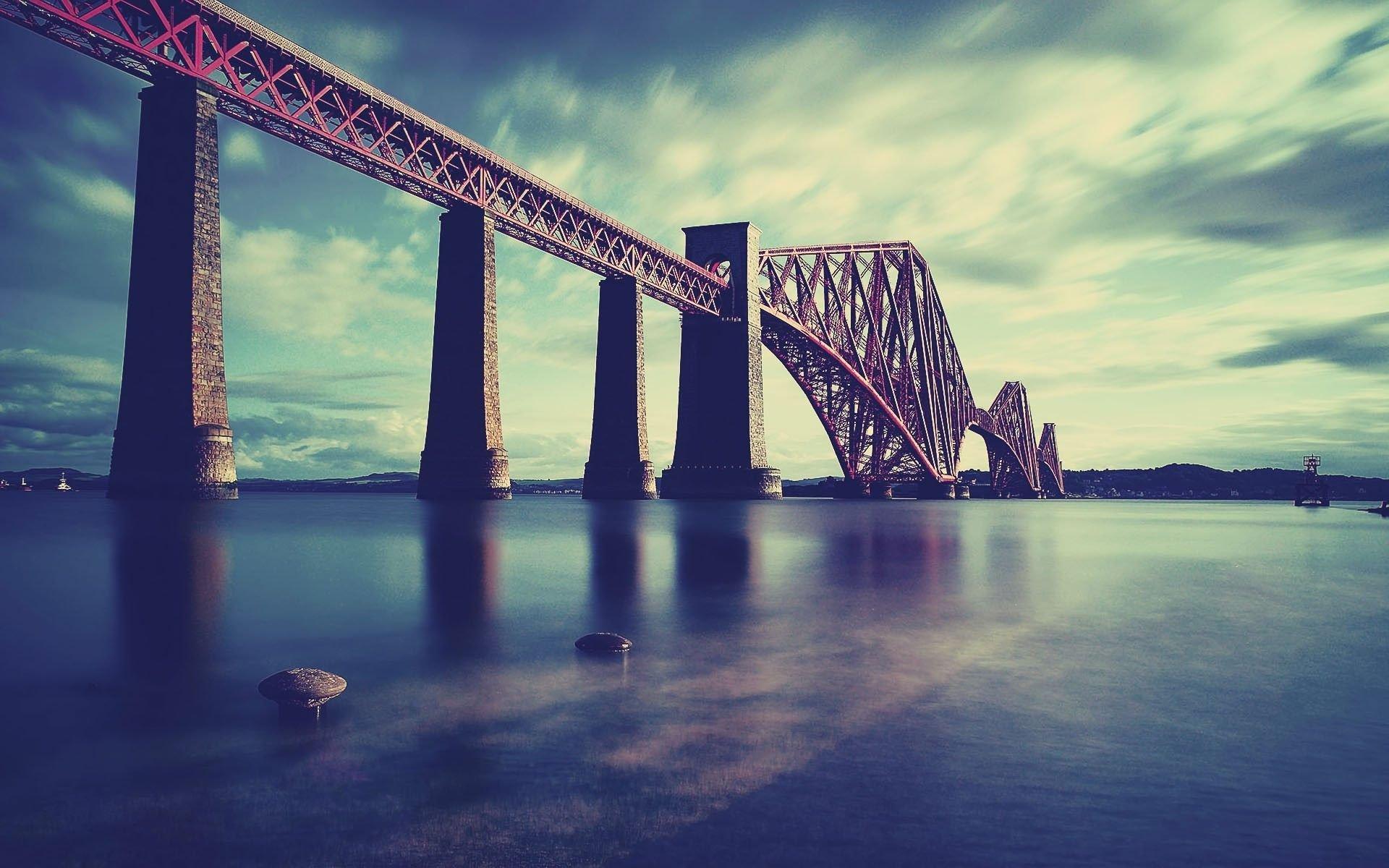 Forth Bridge Wallpaper and Background Image