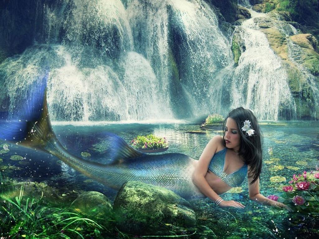 Hot Picture Of Mermaid Will Drive You Nuts For Her