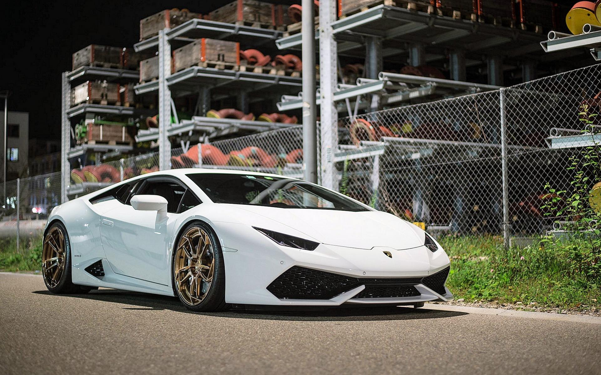 Download Wallpaper Lamborghini Huracan, LP 610 4, White Huracan