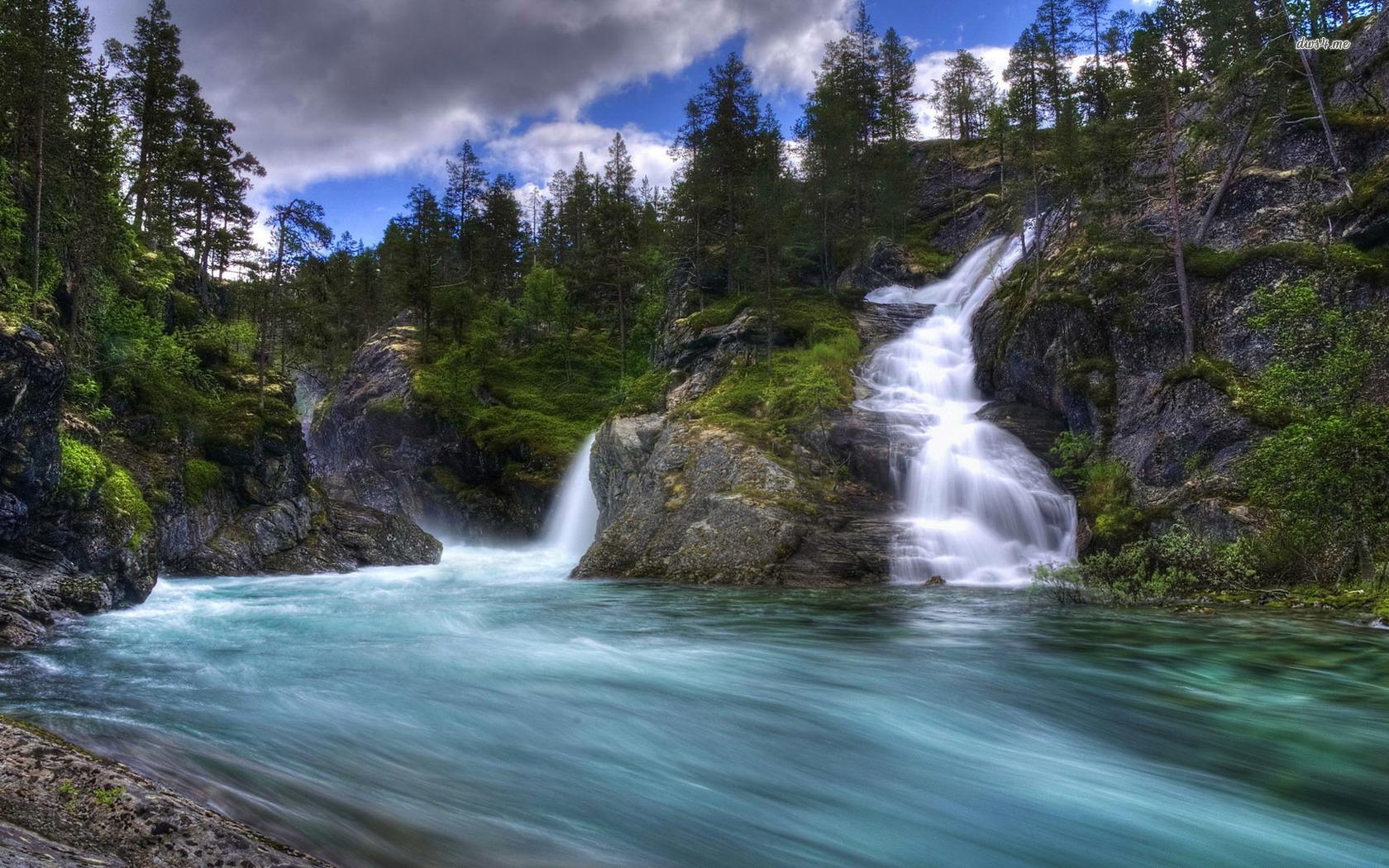 Water falling down the rocky mountains wallpaper wallpaper