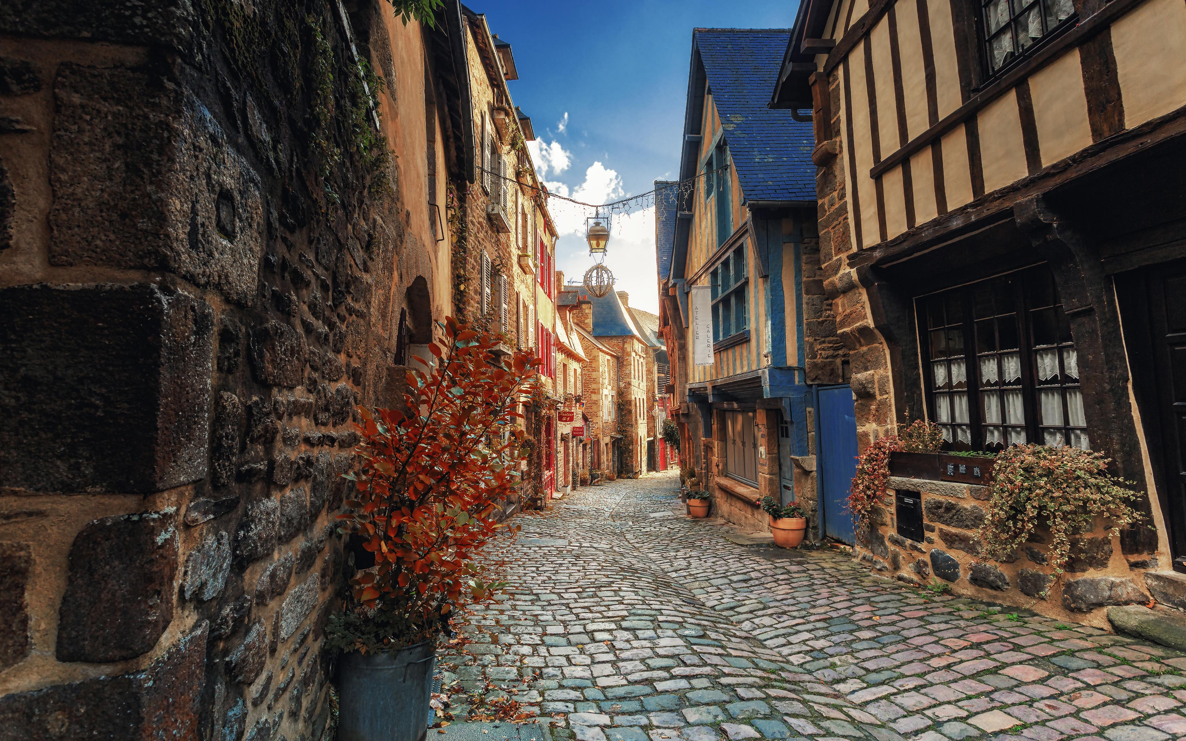 Download wallpaper Dinan, old street, houses, pavement, Brittany