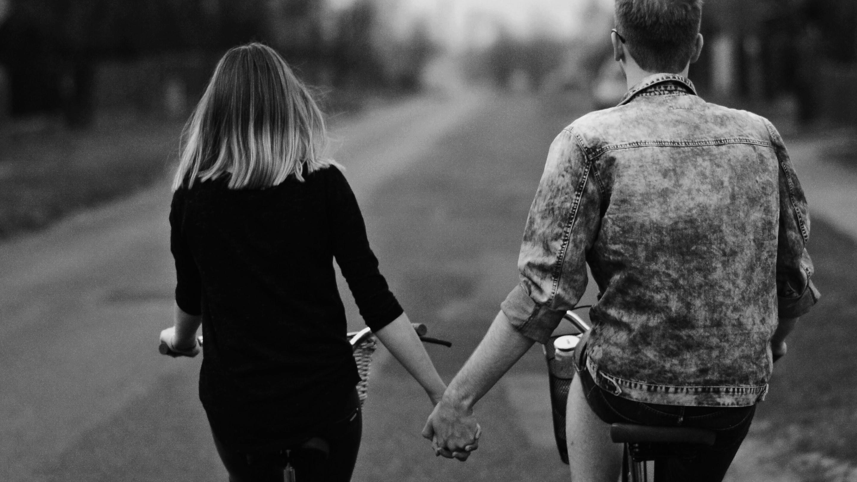 Lover Couple Cycling Together HD Wallpaper
