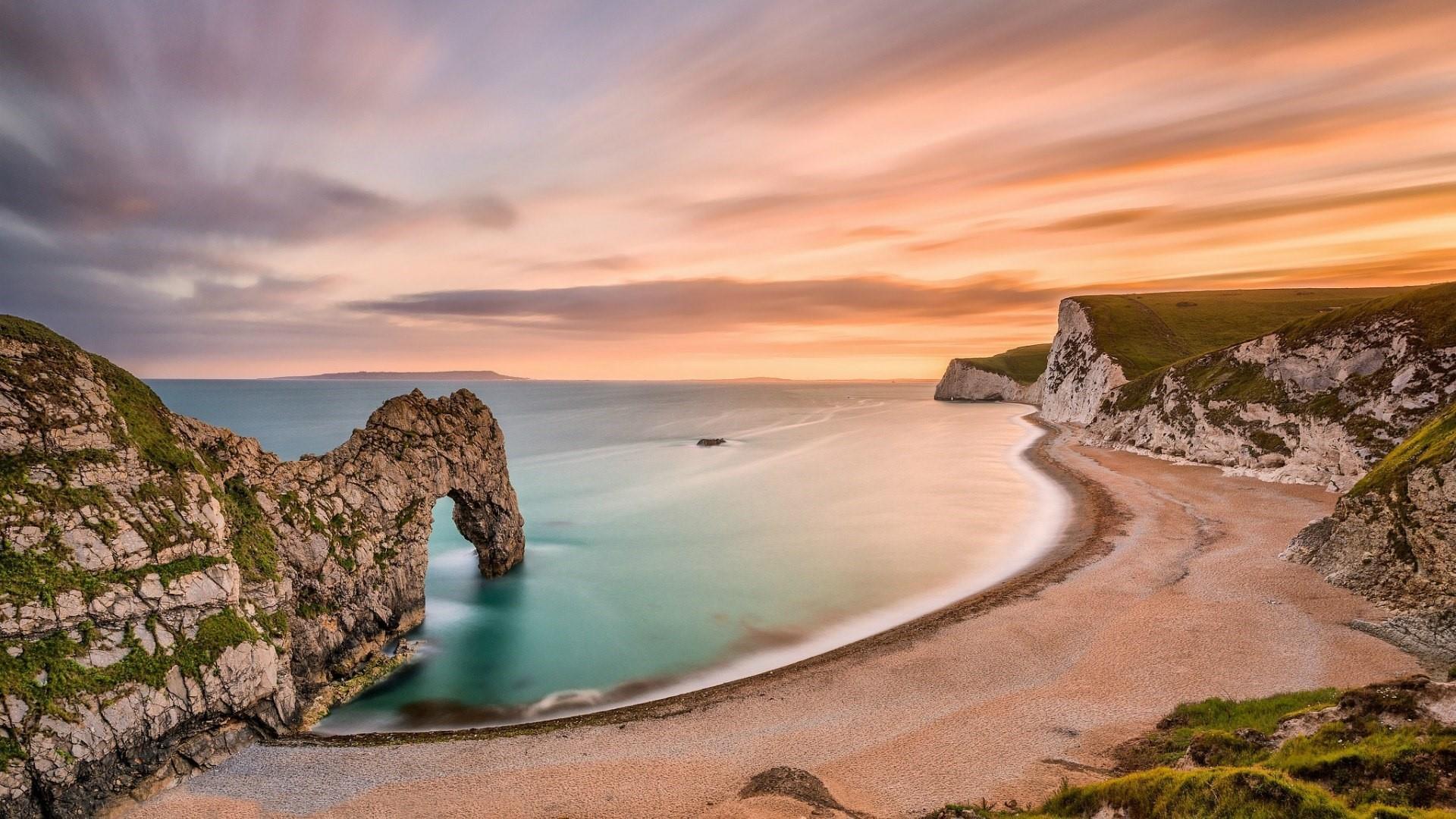 Beauty Of Dorset's Jurassic Coast Landscape Revealed In New Book | Media  Drum World