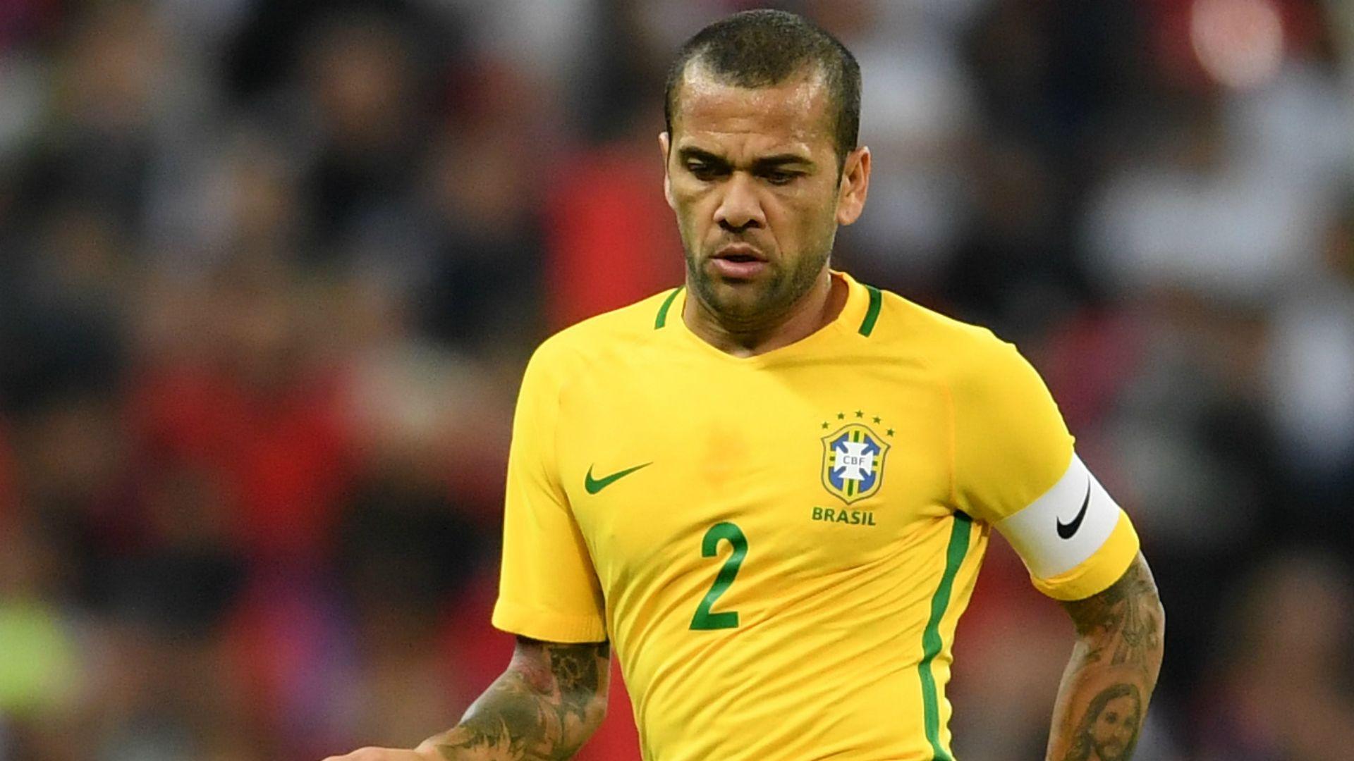 Dani Alves to replace Neymar as Brazil captain at Copa America