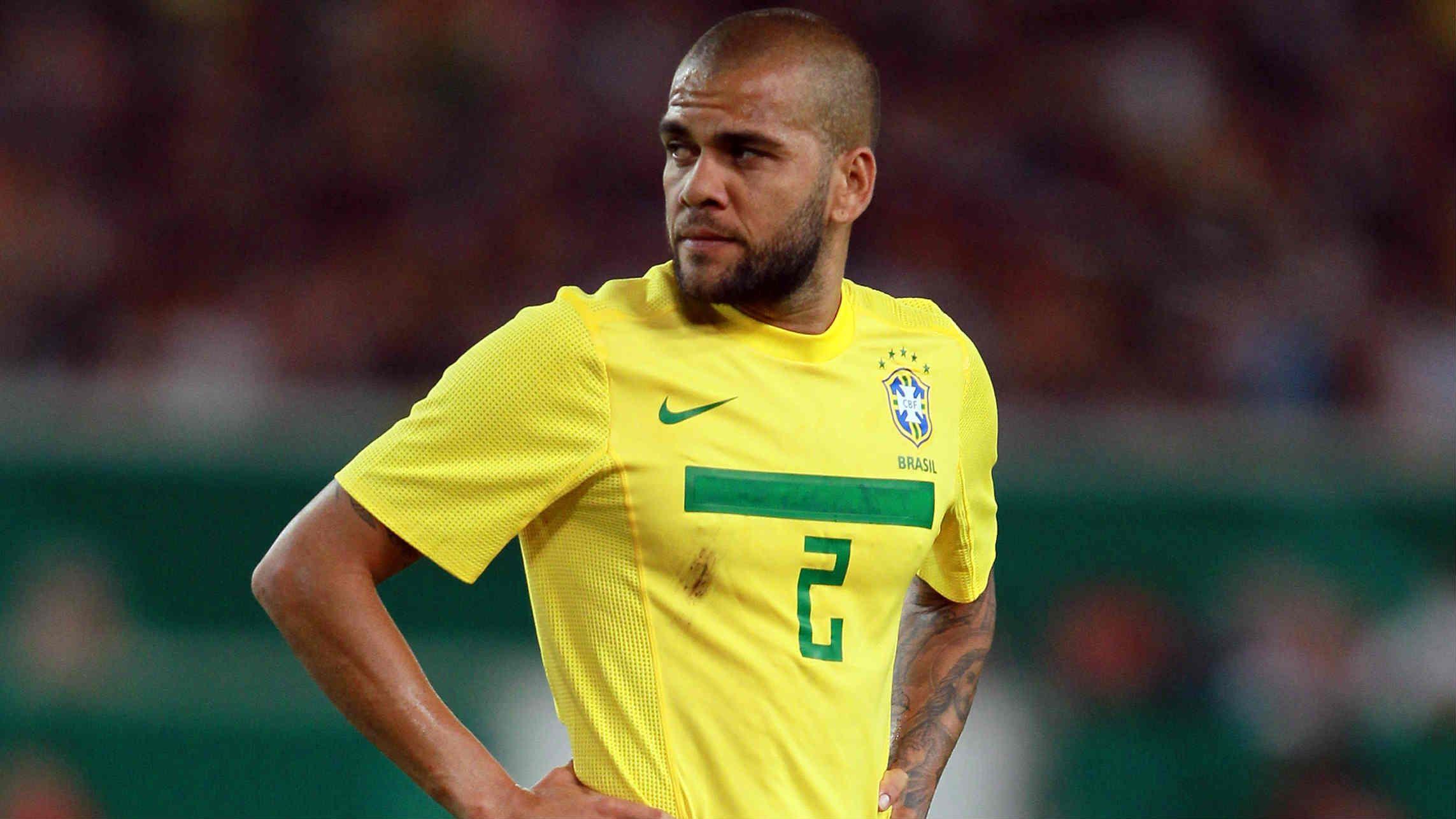 Daniel Alves Brazil. Projects to Try. Sports, Mens tops, Brazil