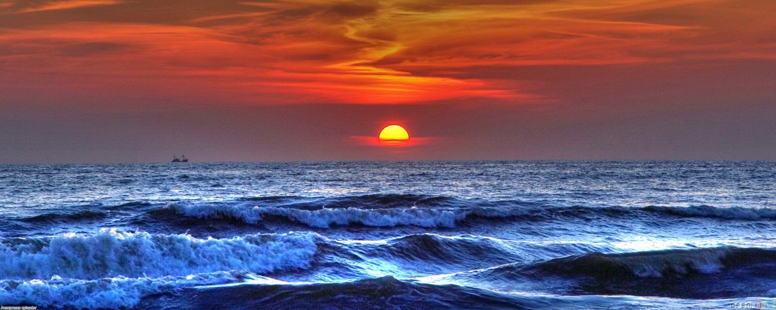 Beautiful Sunset Over Water Wallpaper