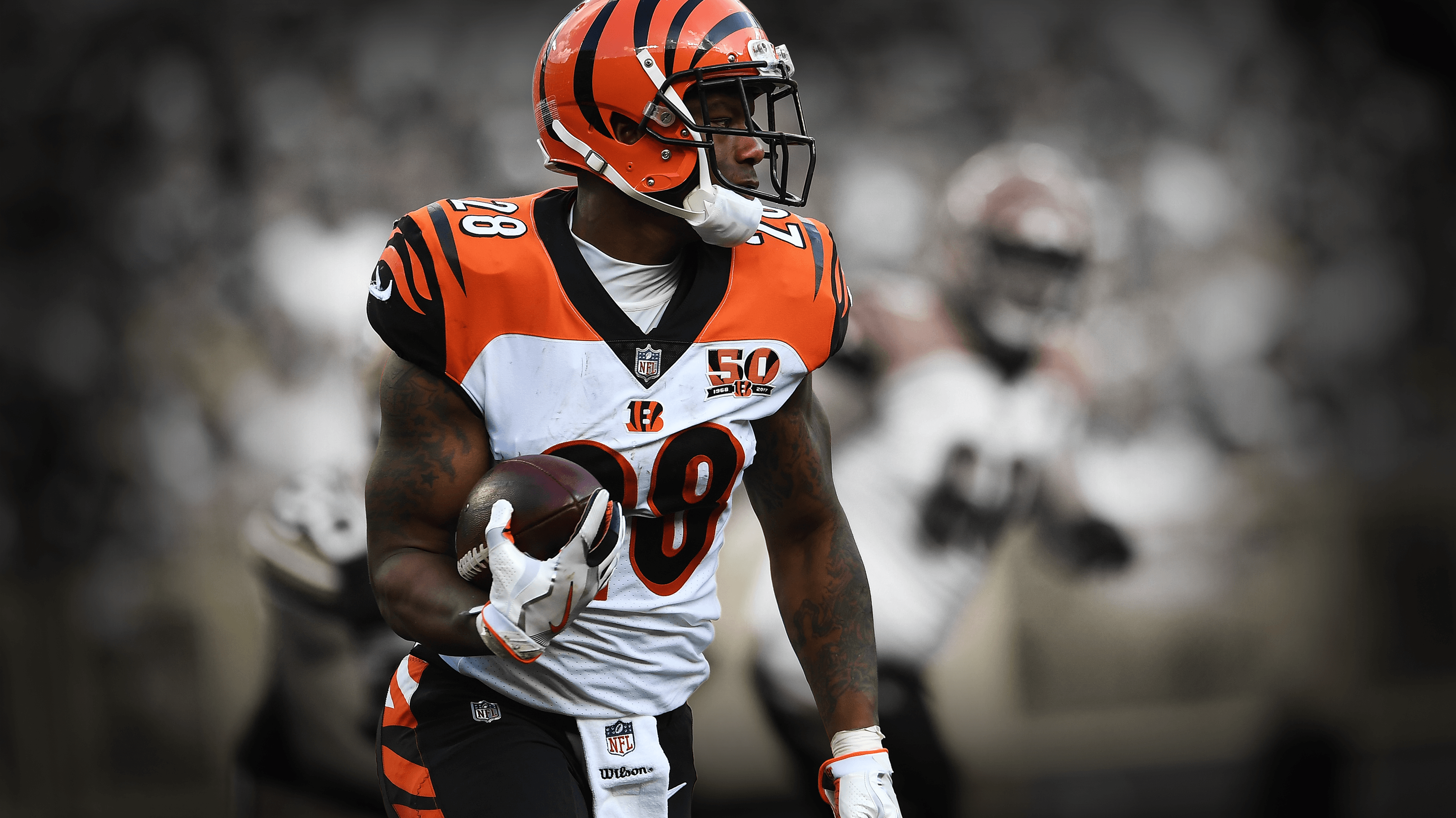 I made a new Joe Mixon desktop wallpaper. Let me know what you guys think! (Link to full, 4k wallpaper in comments.)
