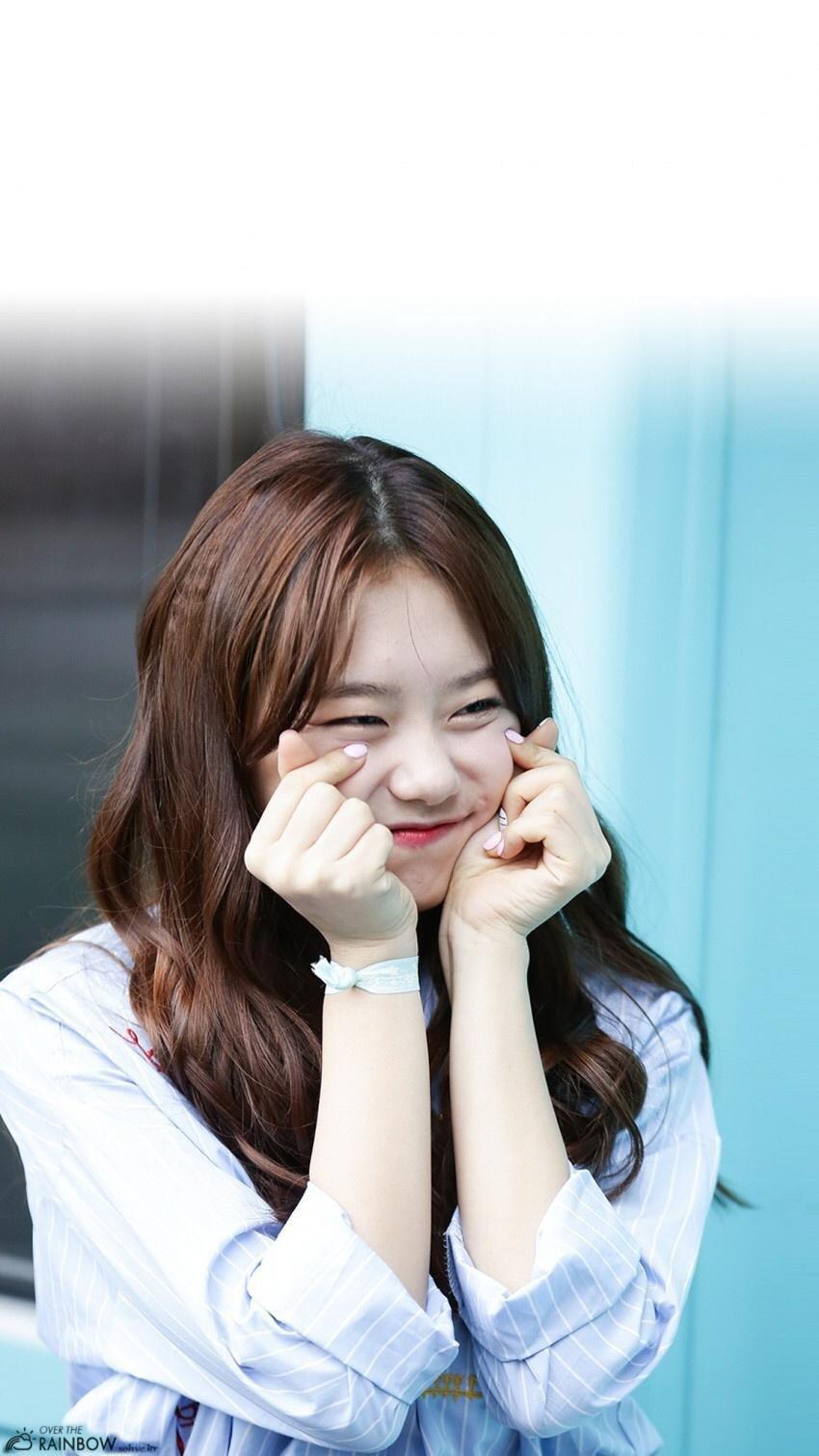 The 18 Most Captivating Photo And GIFs Of IOI Member Kim Sohye