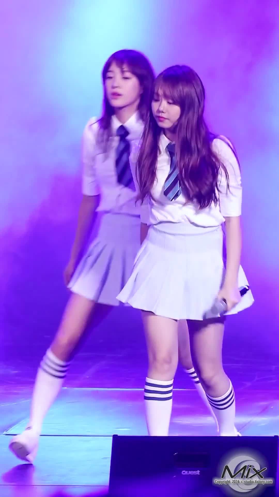 Kim Sohye Gifs Search. Search & Share on Homdor