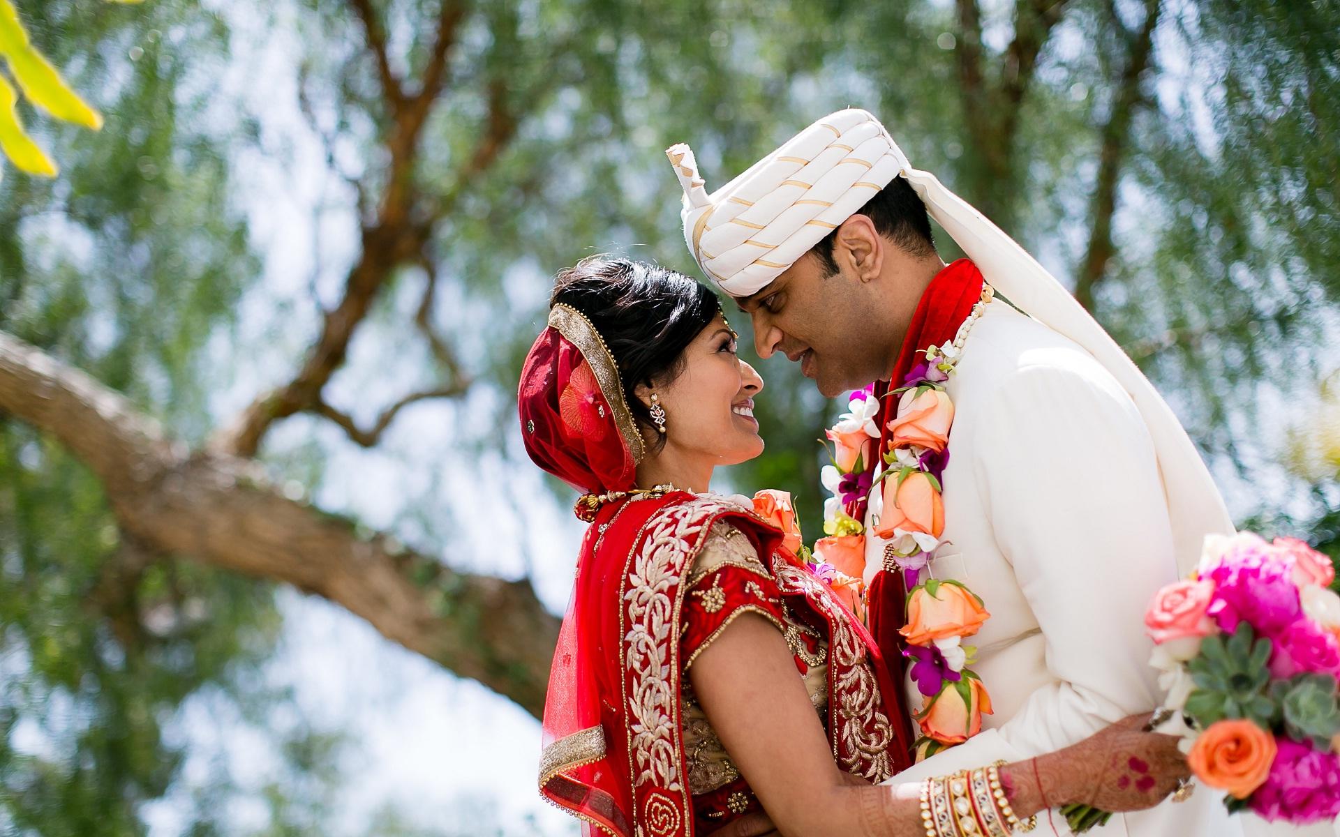 Indian Wedding Couple HD Wallpaper Download