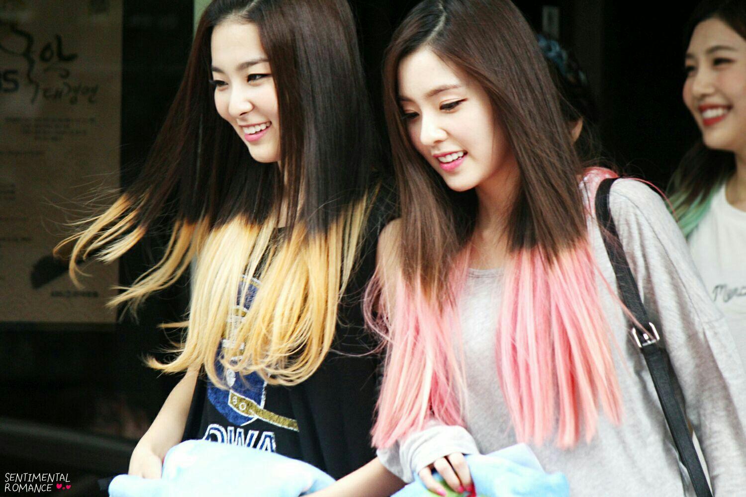 seulrene's religion. memes red velvet. Red Velvet, Velvet