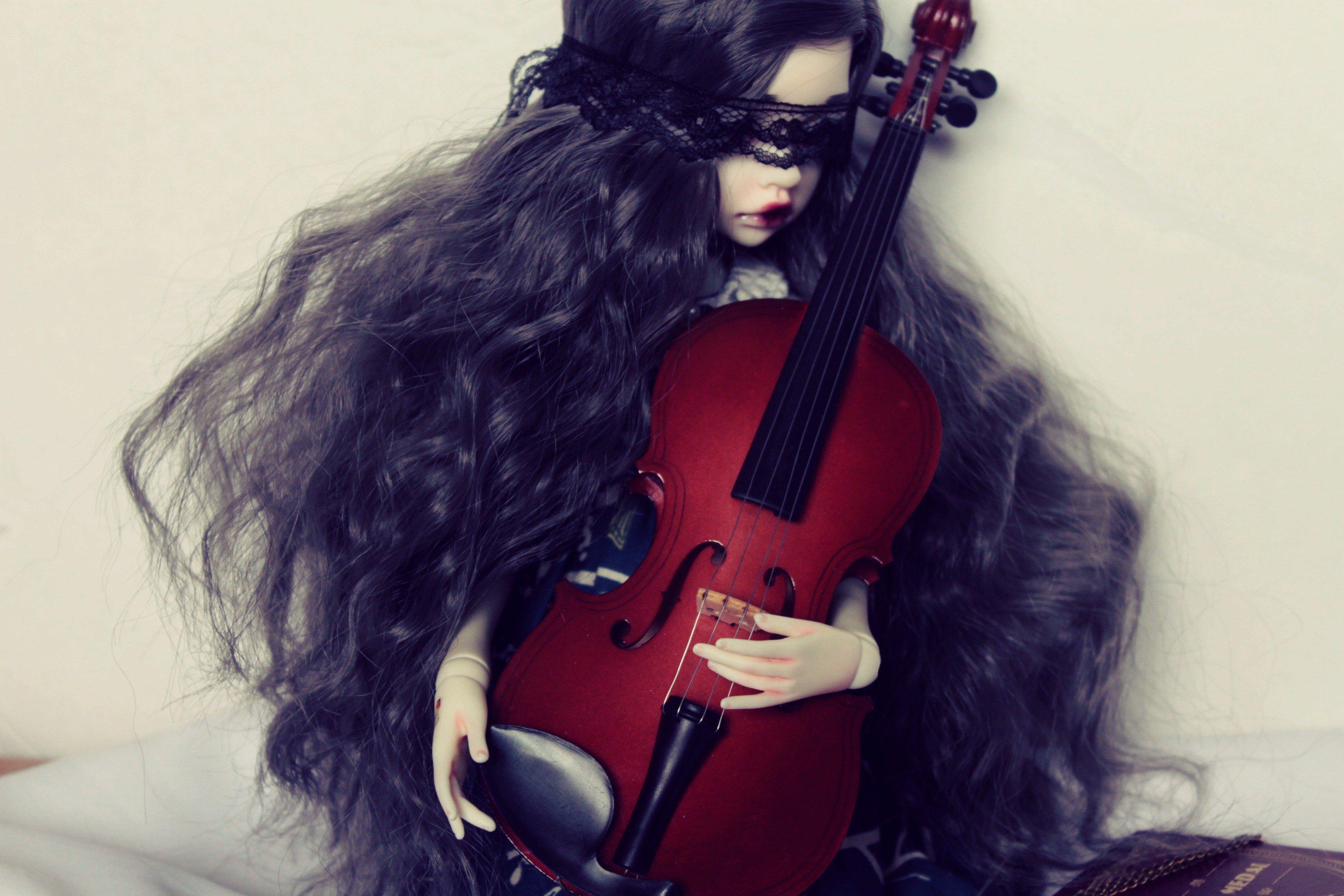 Toys doll baby long hair girl beautiful cute violin wallpaper