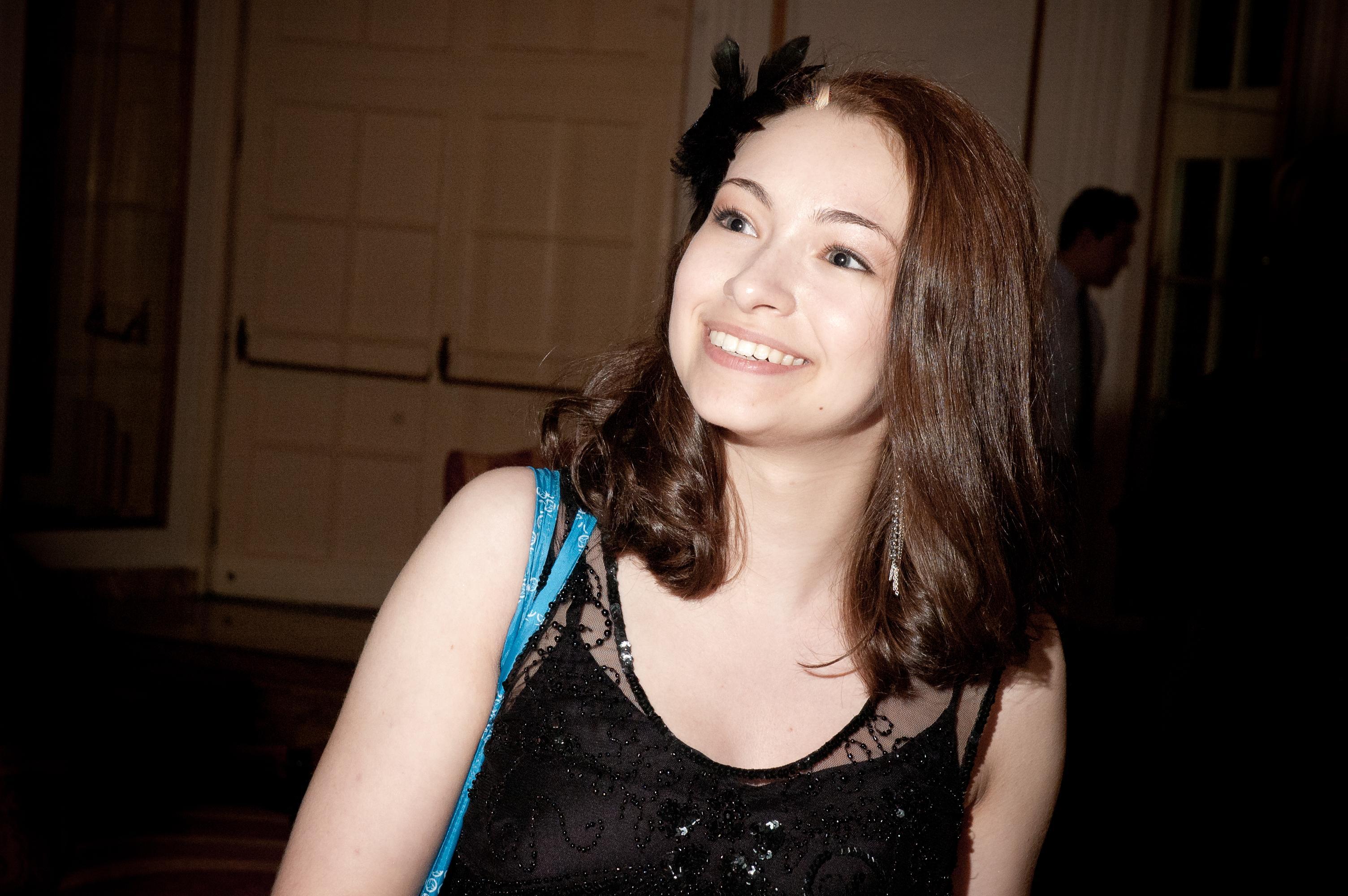 Jodelle Ferland HD Wallpaper and Background Image