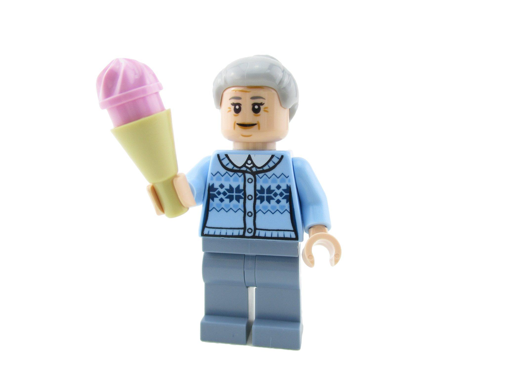 LEGO Spider Man: Aunt May Minifigure 76115 Mini Fig. Play On Bricks